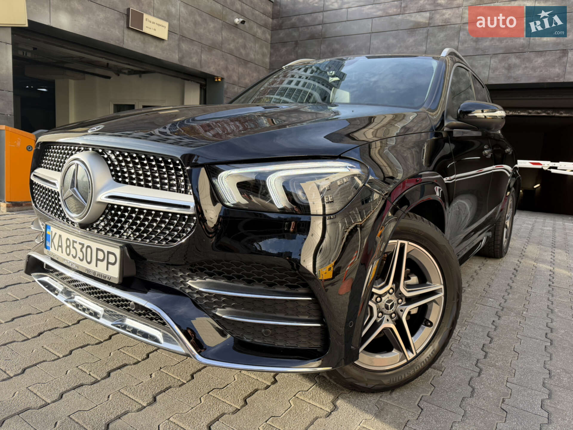 MERCEDES-BENZ GLE 300D 2021