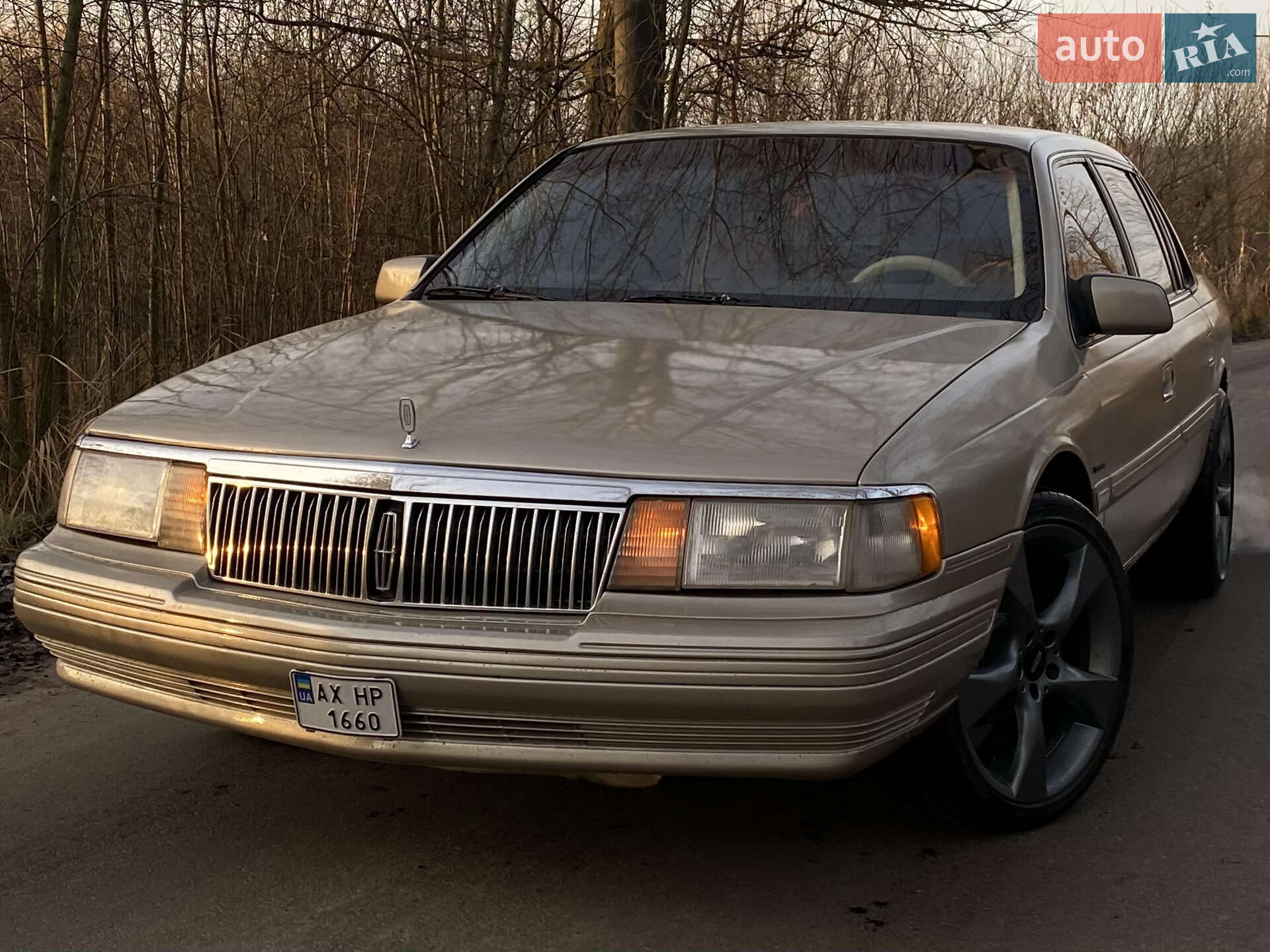 LINCOLN CONTINENTAL 1990