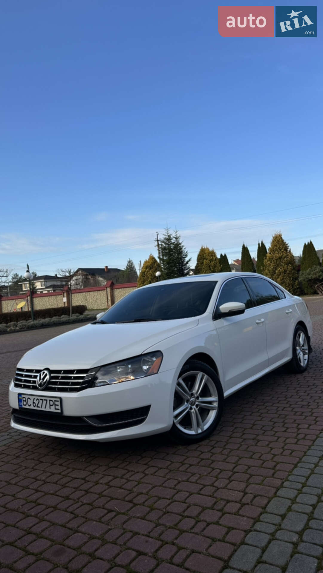 VOLKSWAGEN PASSAT 2013