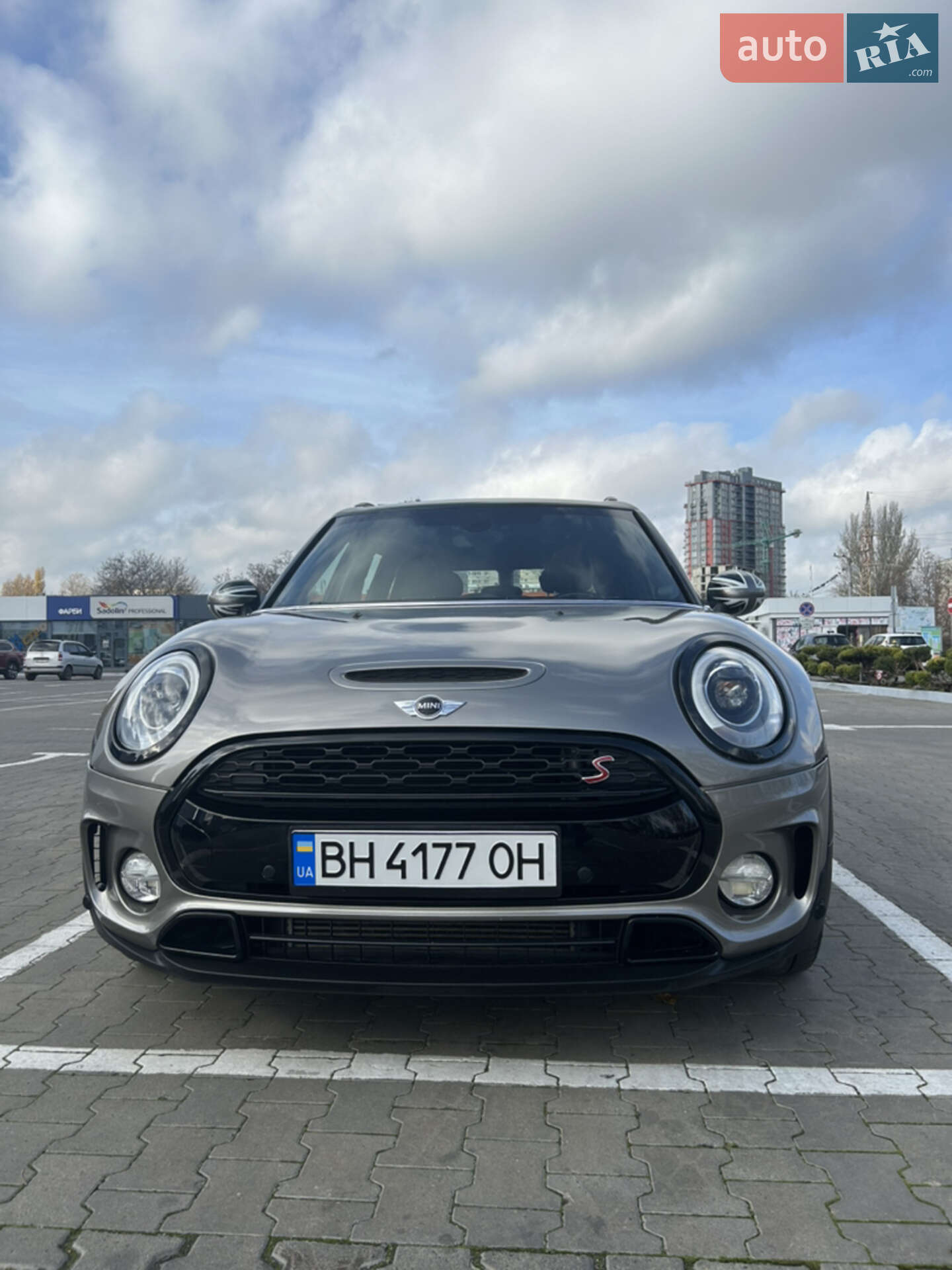 MINI COOPER CLUBMAN 2015