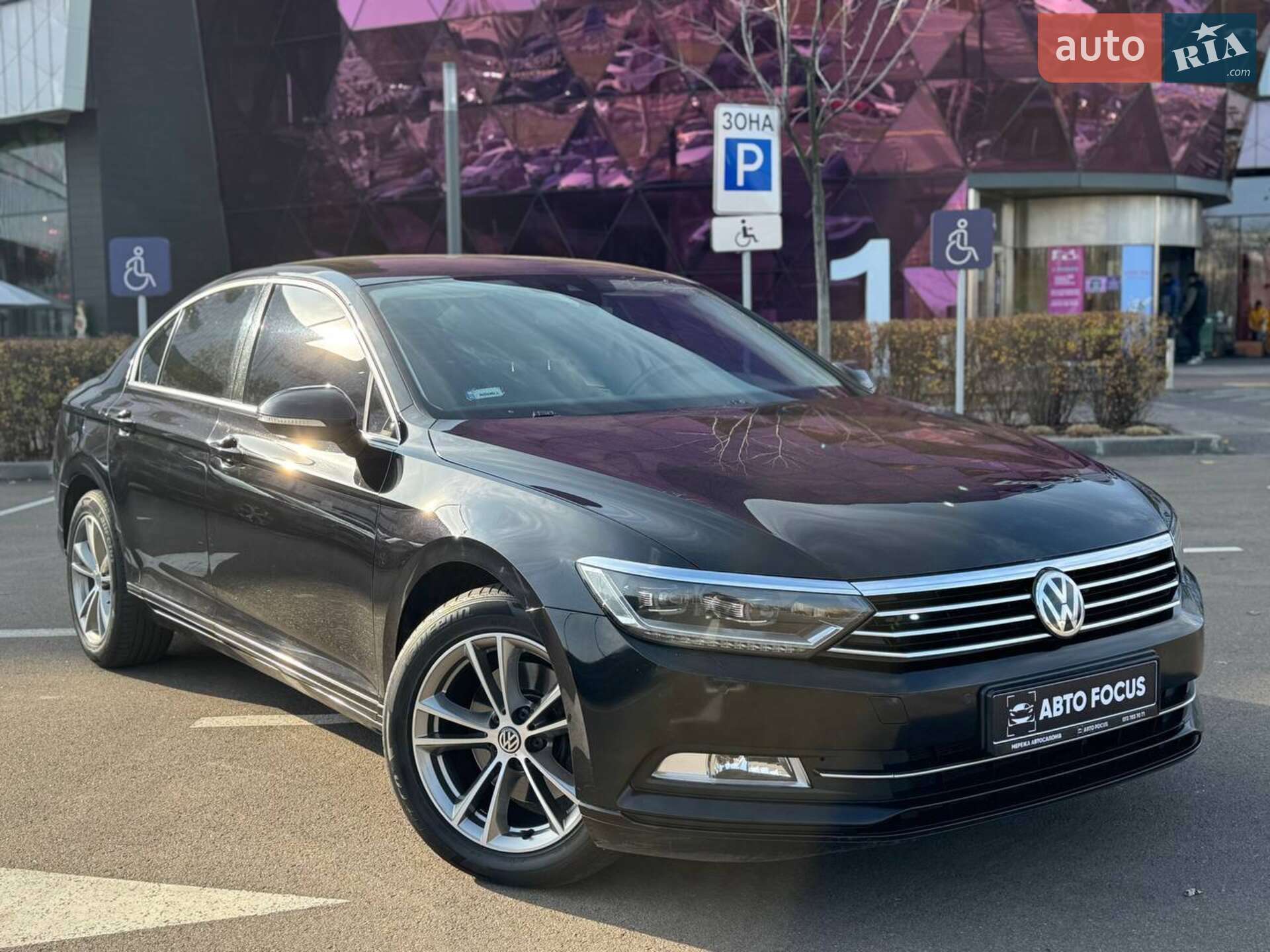 VOLKSWAGEN PASSAT 2015