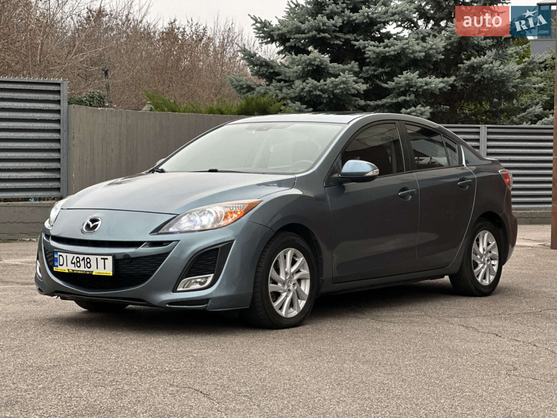 MAZDA 3 2009