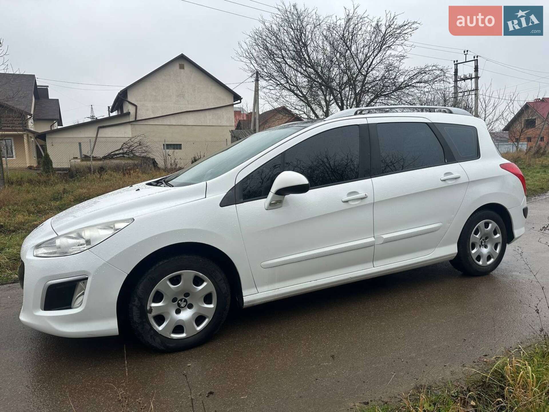 PEUGEOT 308 2012