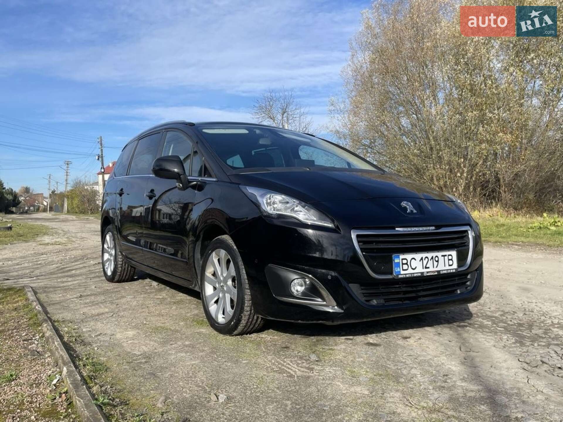 PEUGEOT 5008 2015