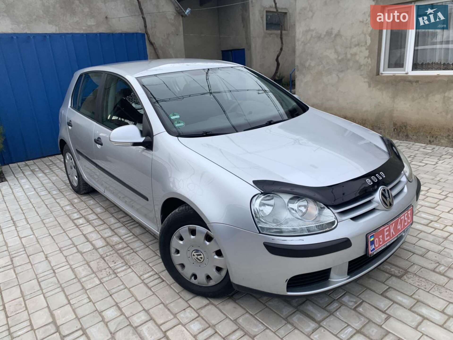 VOLKSWAGEN GOLF 2004
