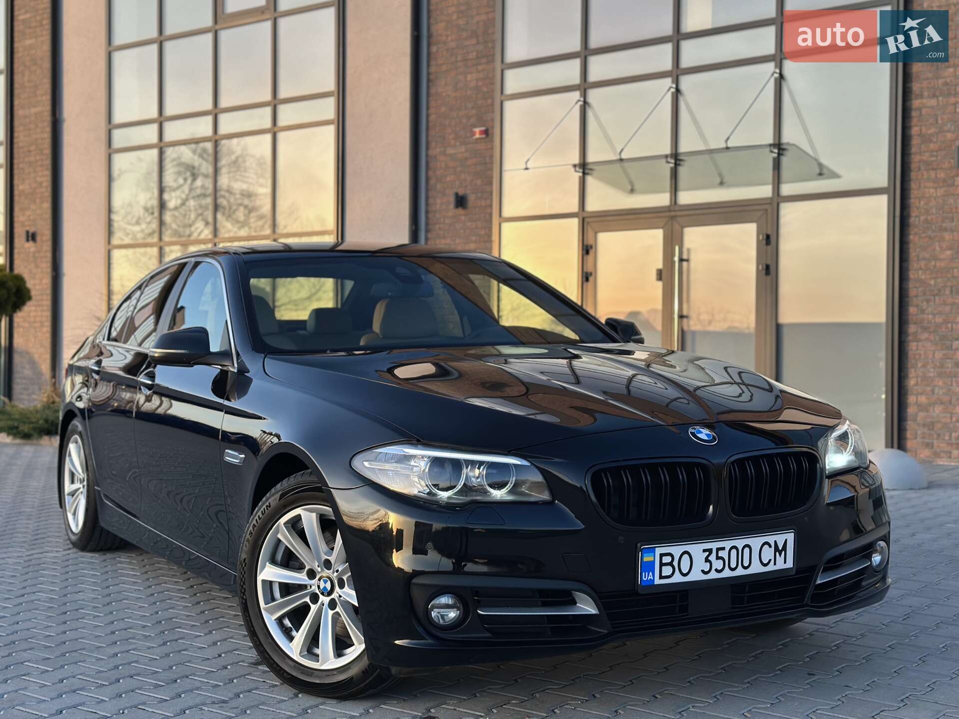 Головне фото звіту автомобіля BMW 520D 2015