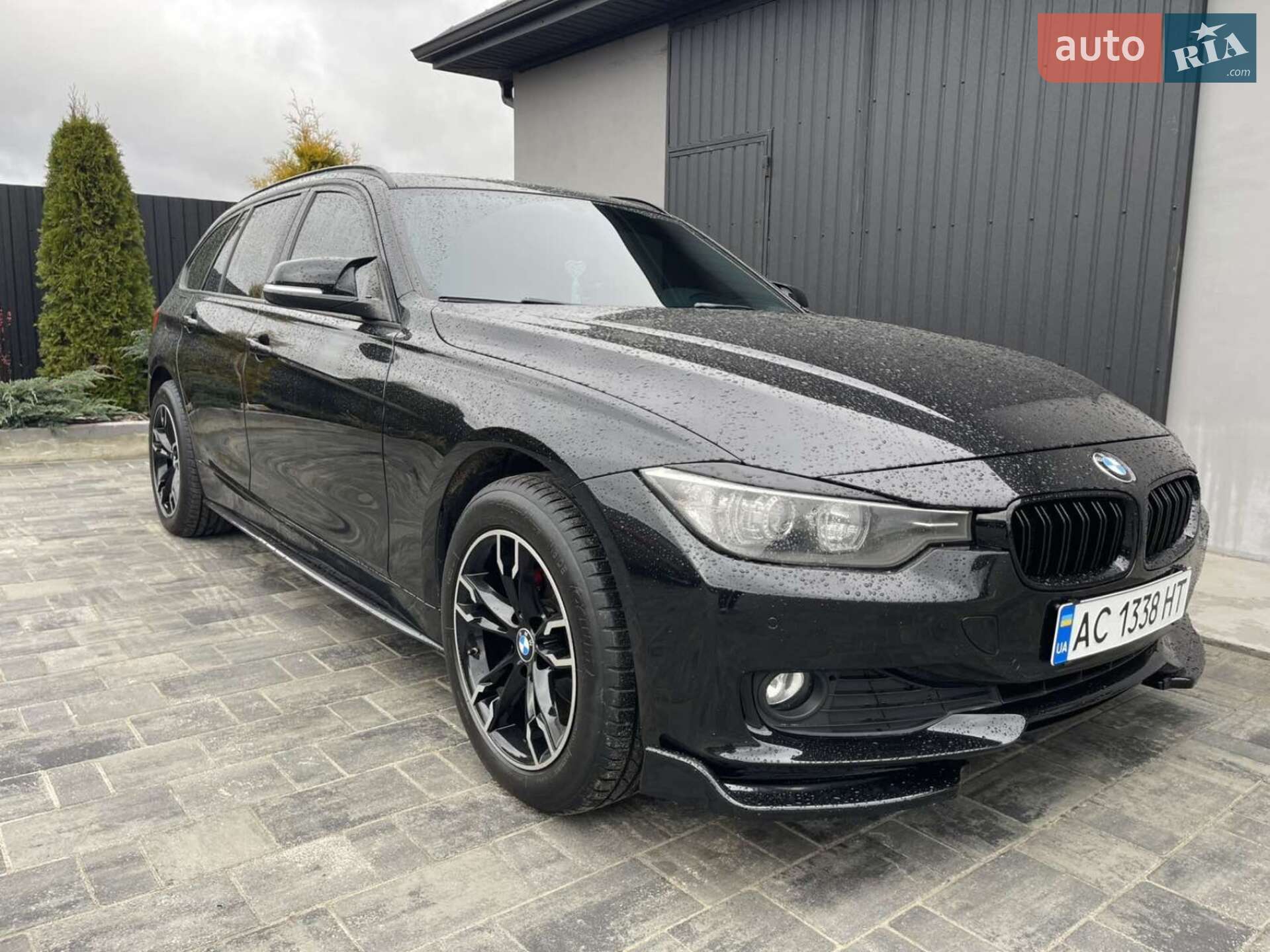 BMW 318 2012