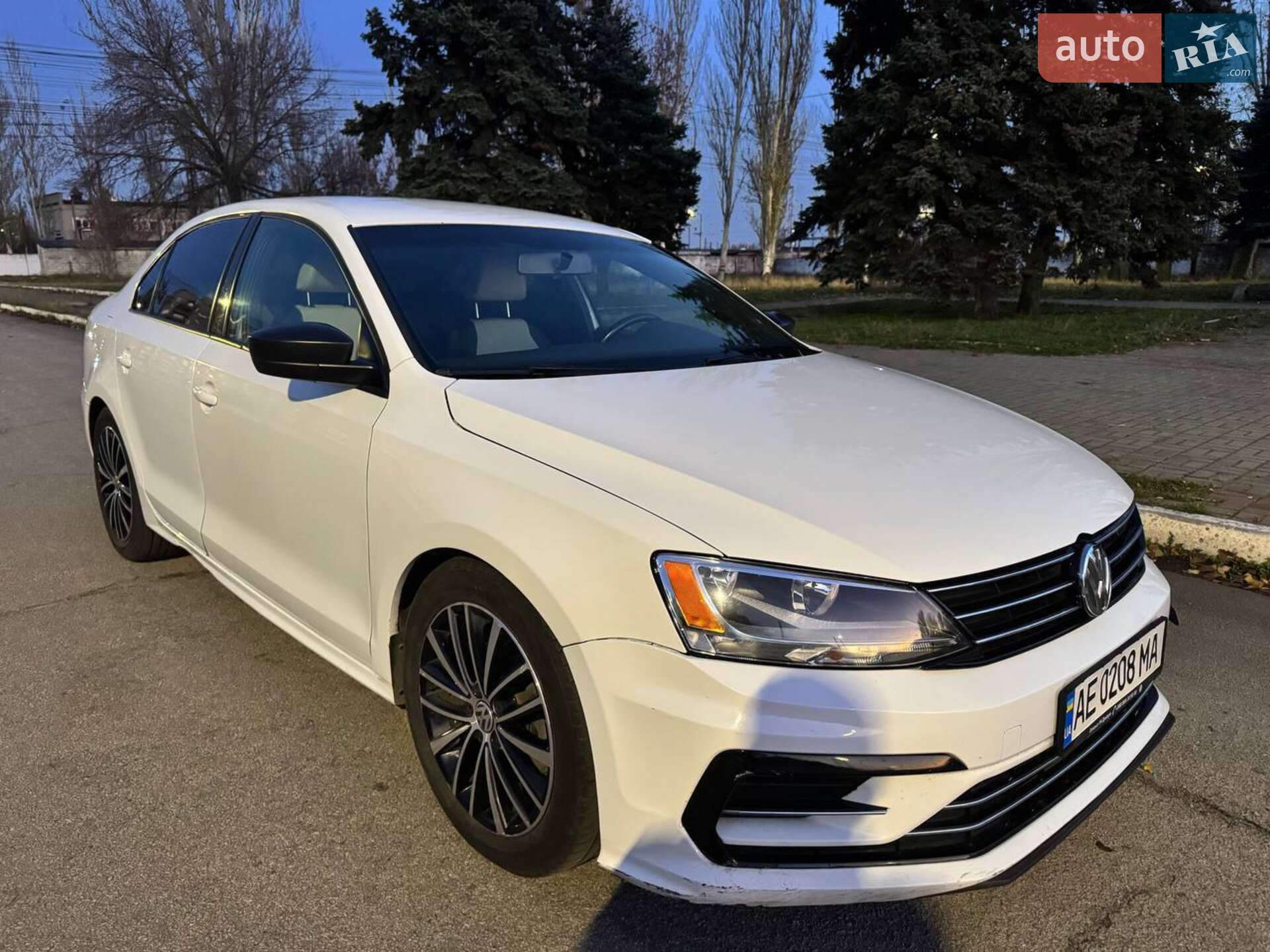 VOLKSWAGEN JETTA 2016