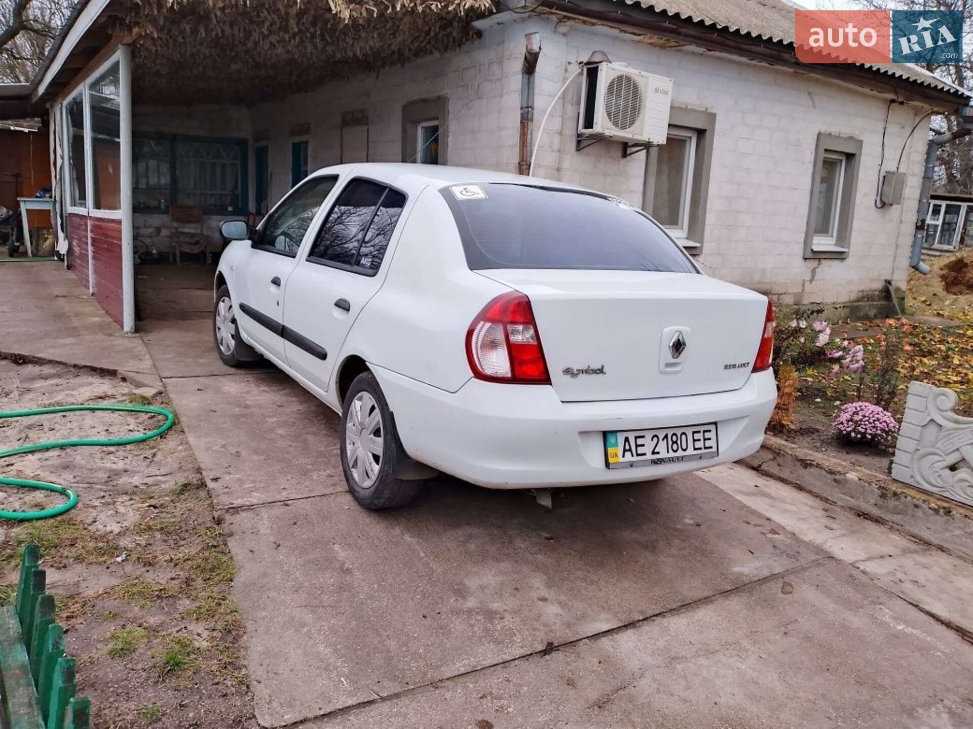 RENAULT CLIO SYMBOL 2008