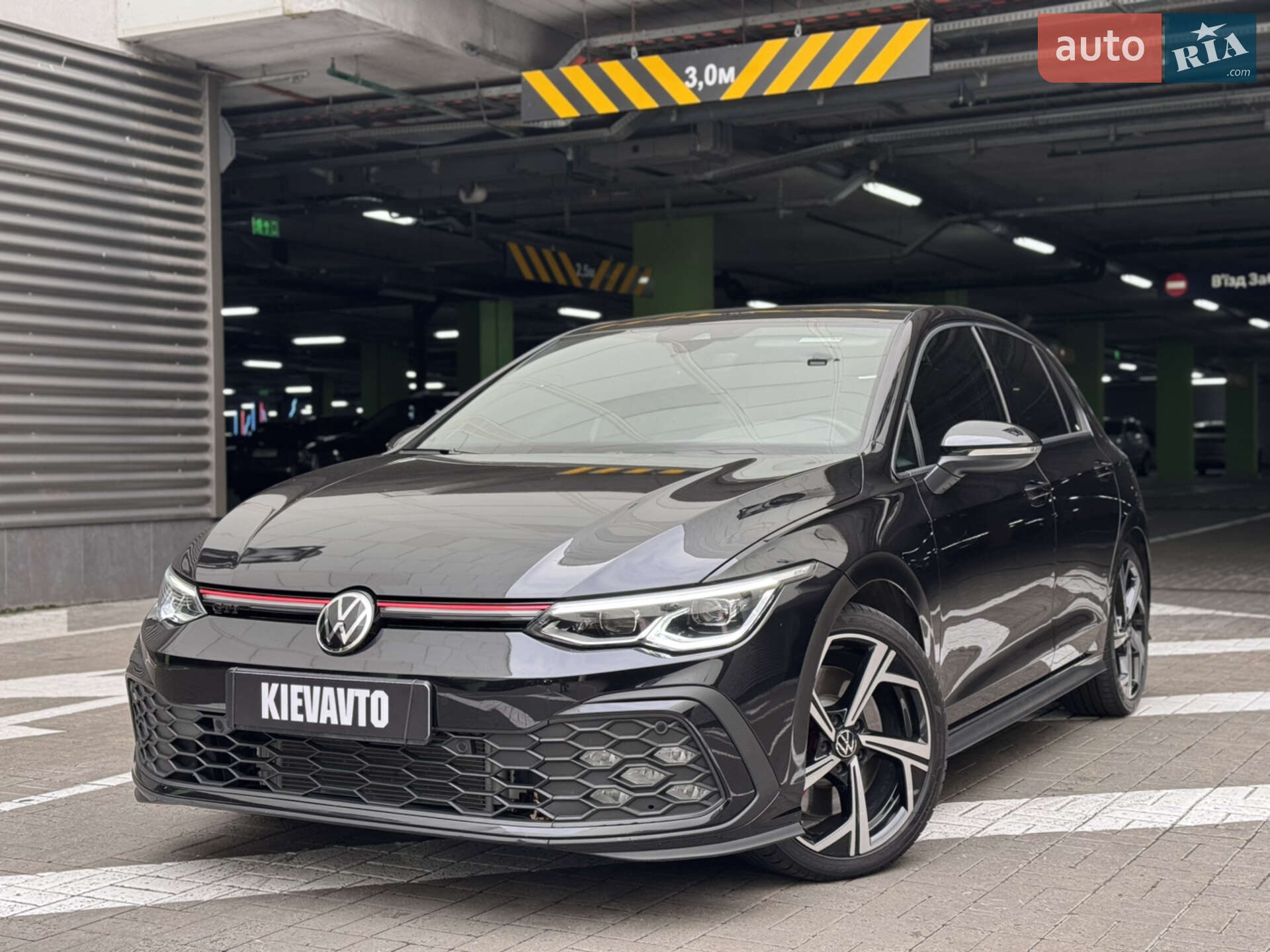 VOLKSWAGEN GOLF GTI 2023