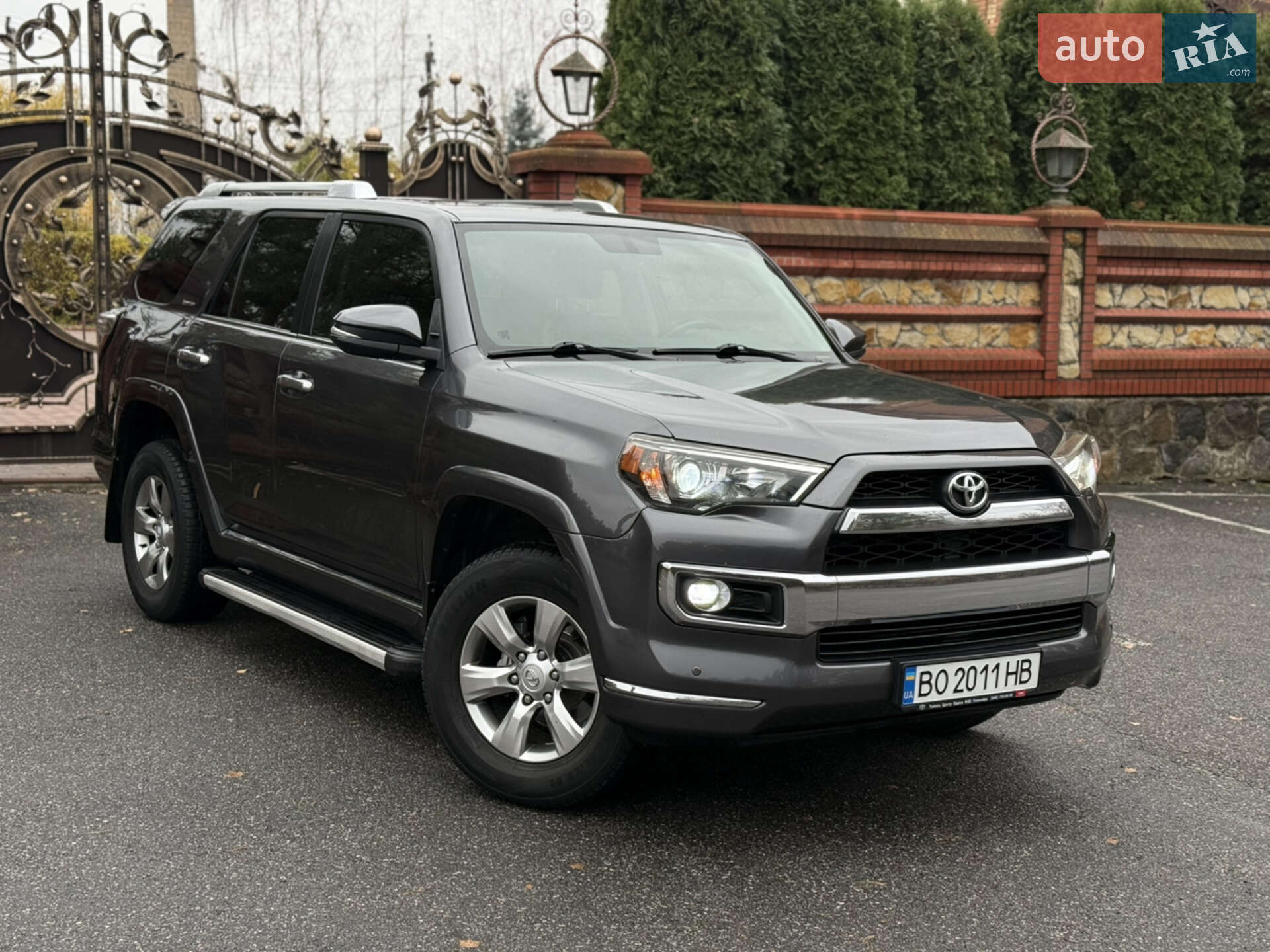 Головне фото звіту автомобіля TOYOTA 4 RUNNER 2014