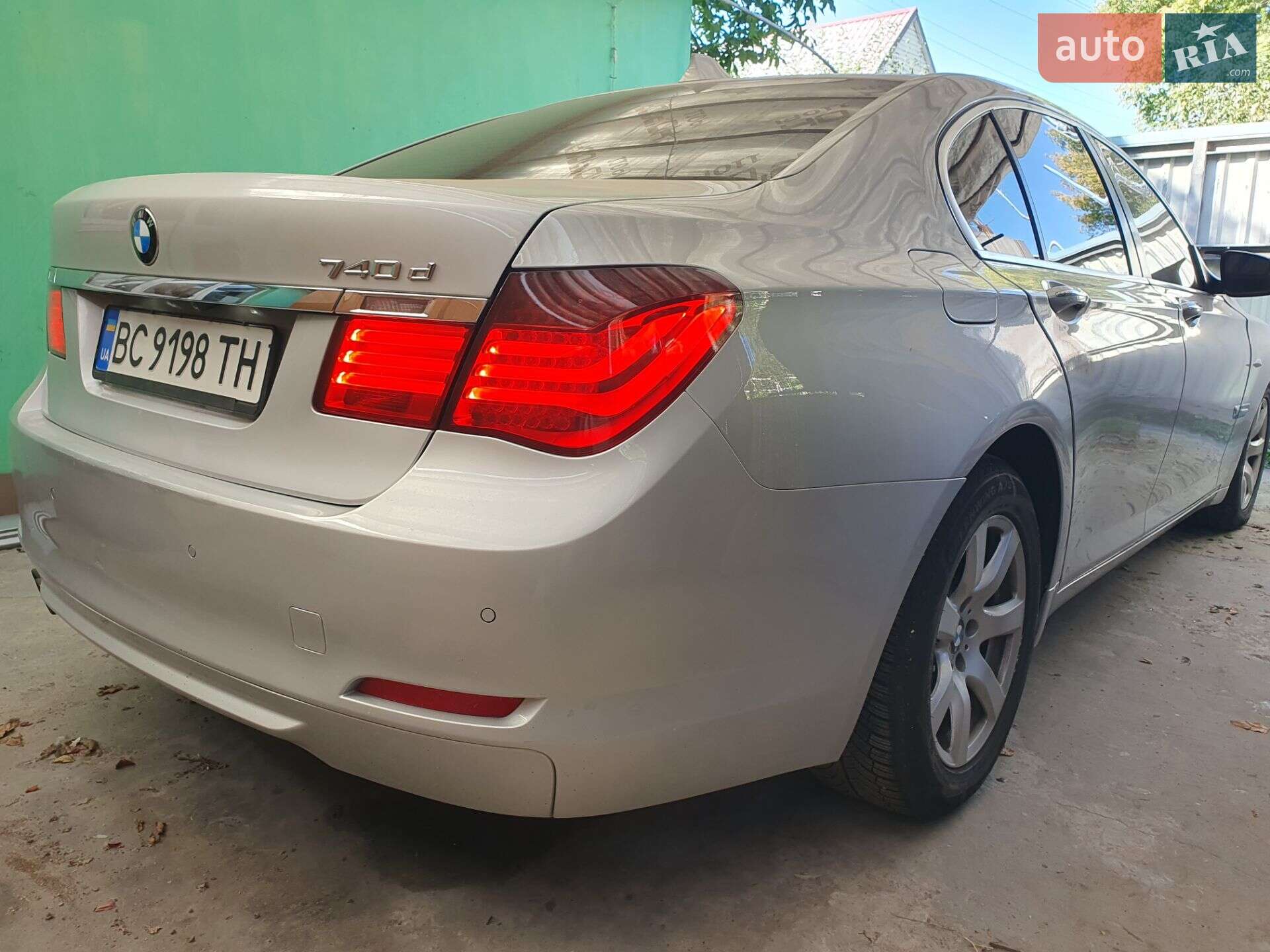 Головне фото звіту автомобіля BMW 730D 2009