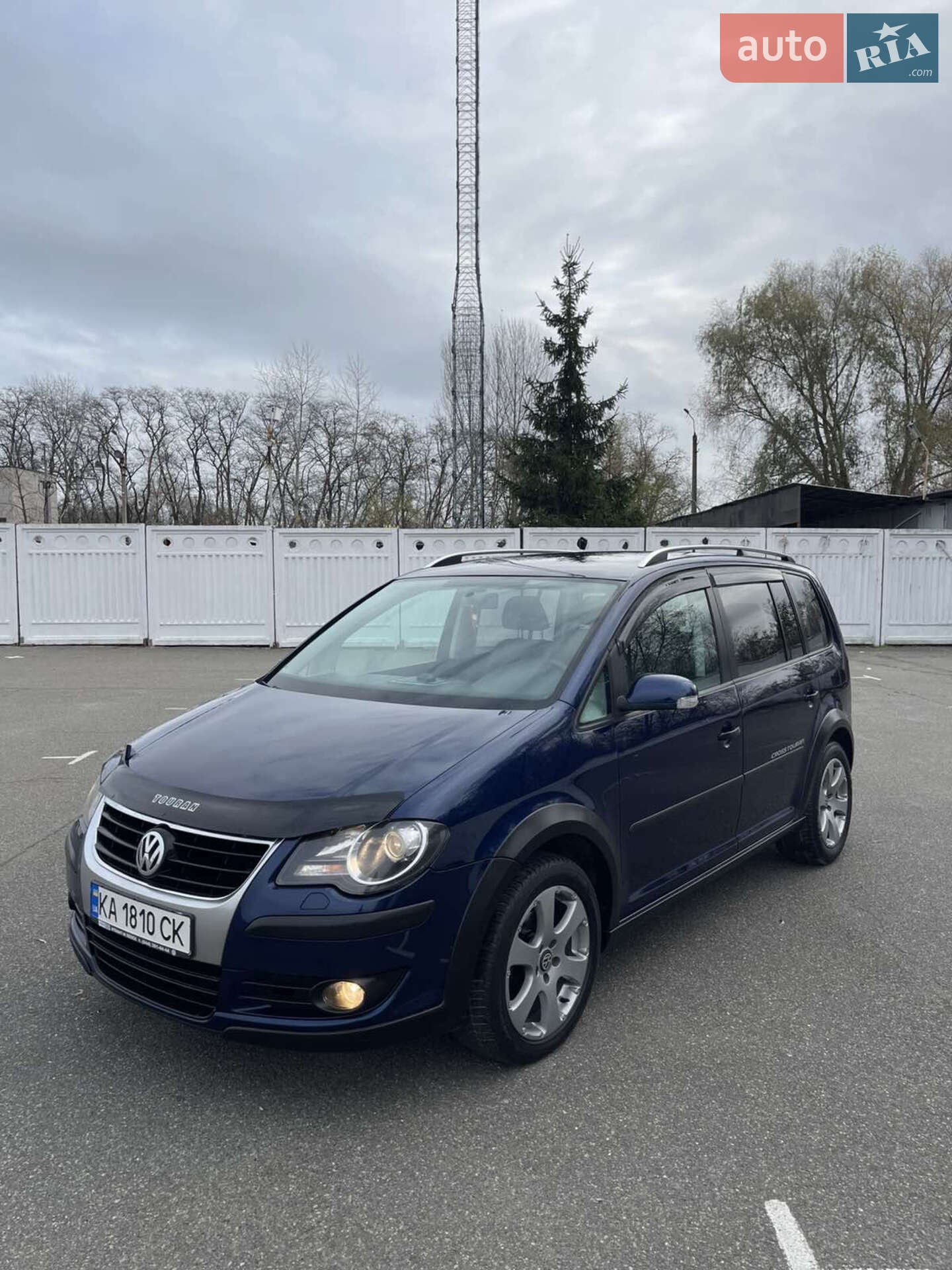 VOLKSWAGEN TOURAN 2008