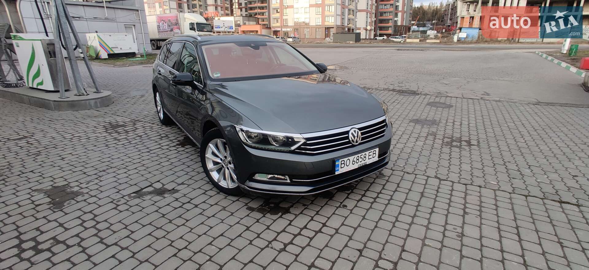VOLKSWAGEN PASSAT 2015