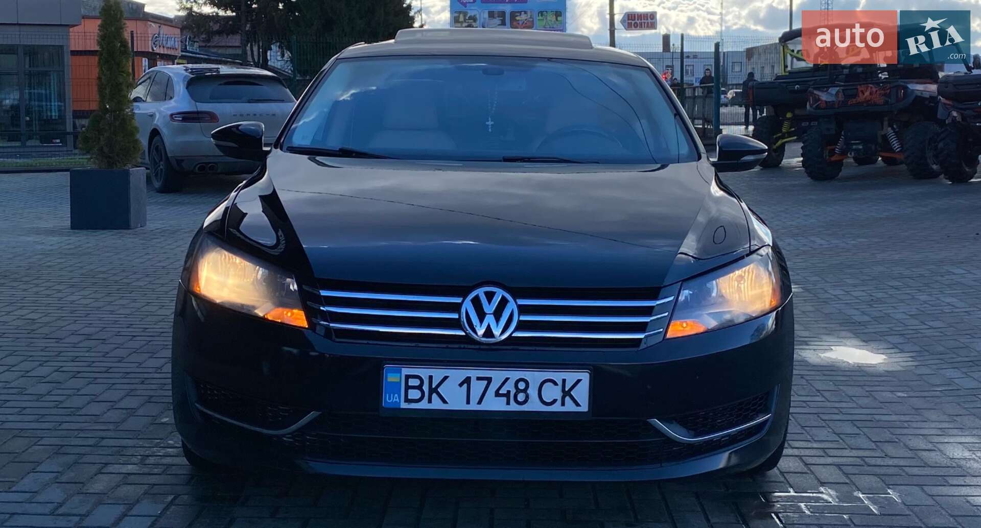 VOLKSWAGEN PASSAT 2012