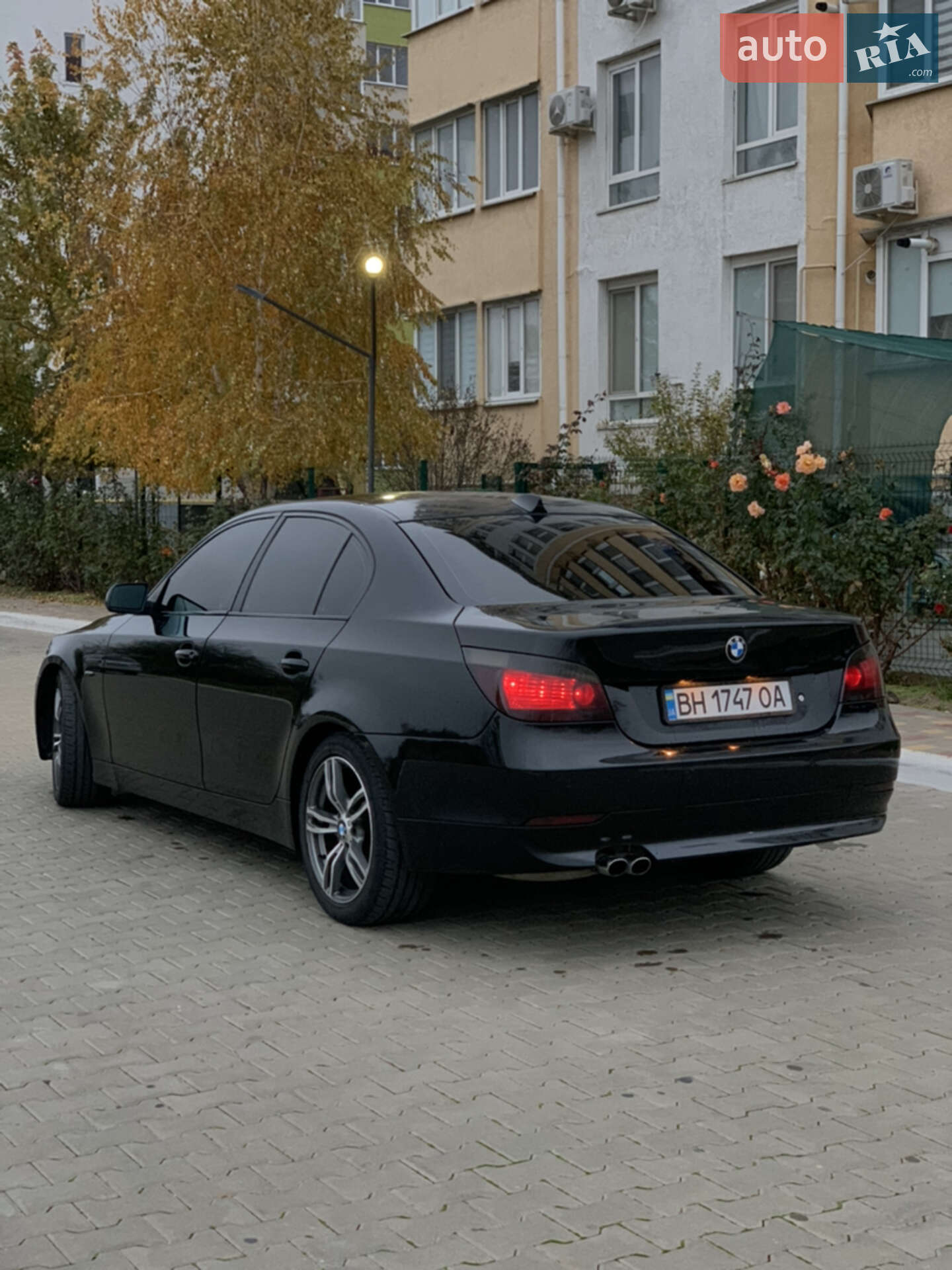 Головне фото звіту автомобіля BMW 523I 2005