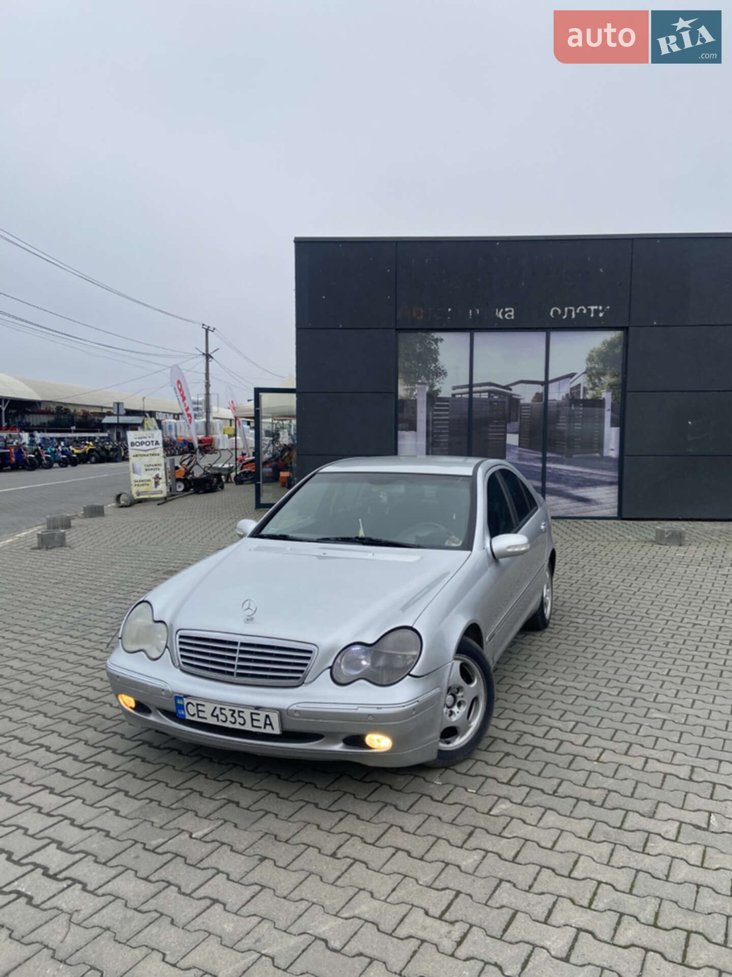MERCEDES-BENZ C 220 2002
