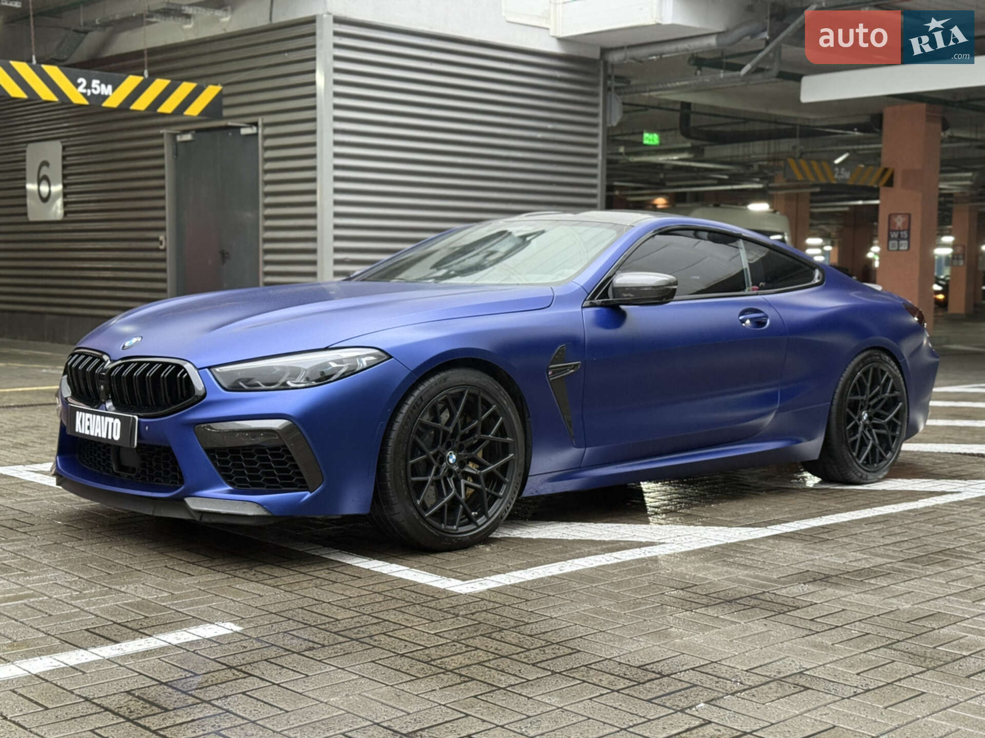 BMW M8