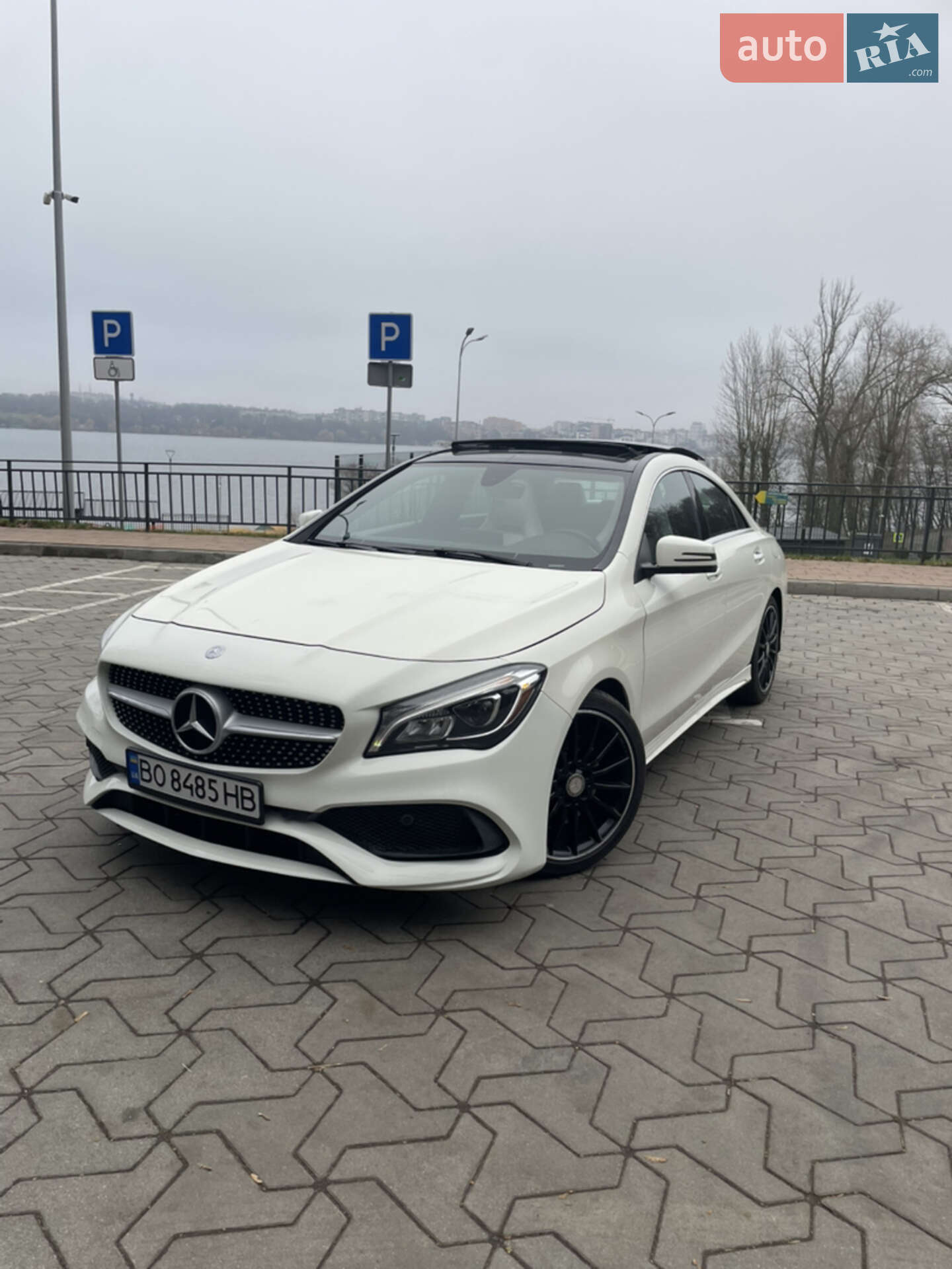 MERCEDES-BENZ CLA 250 2016