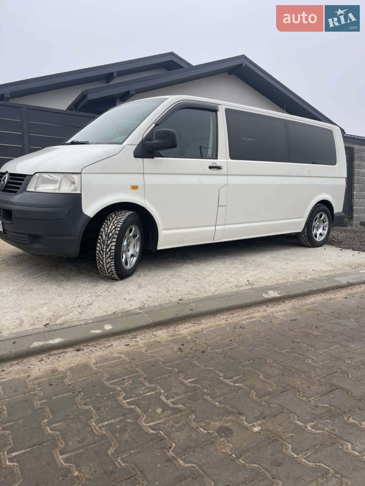 VOLKSWAGEN TRANSPORTER 2006