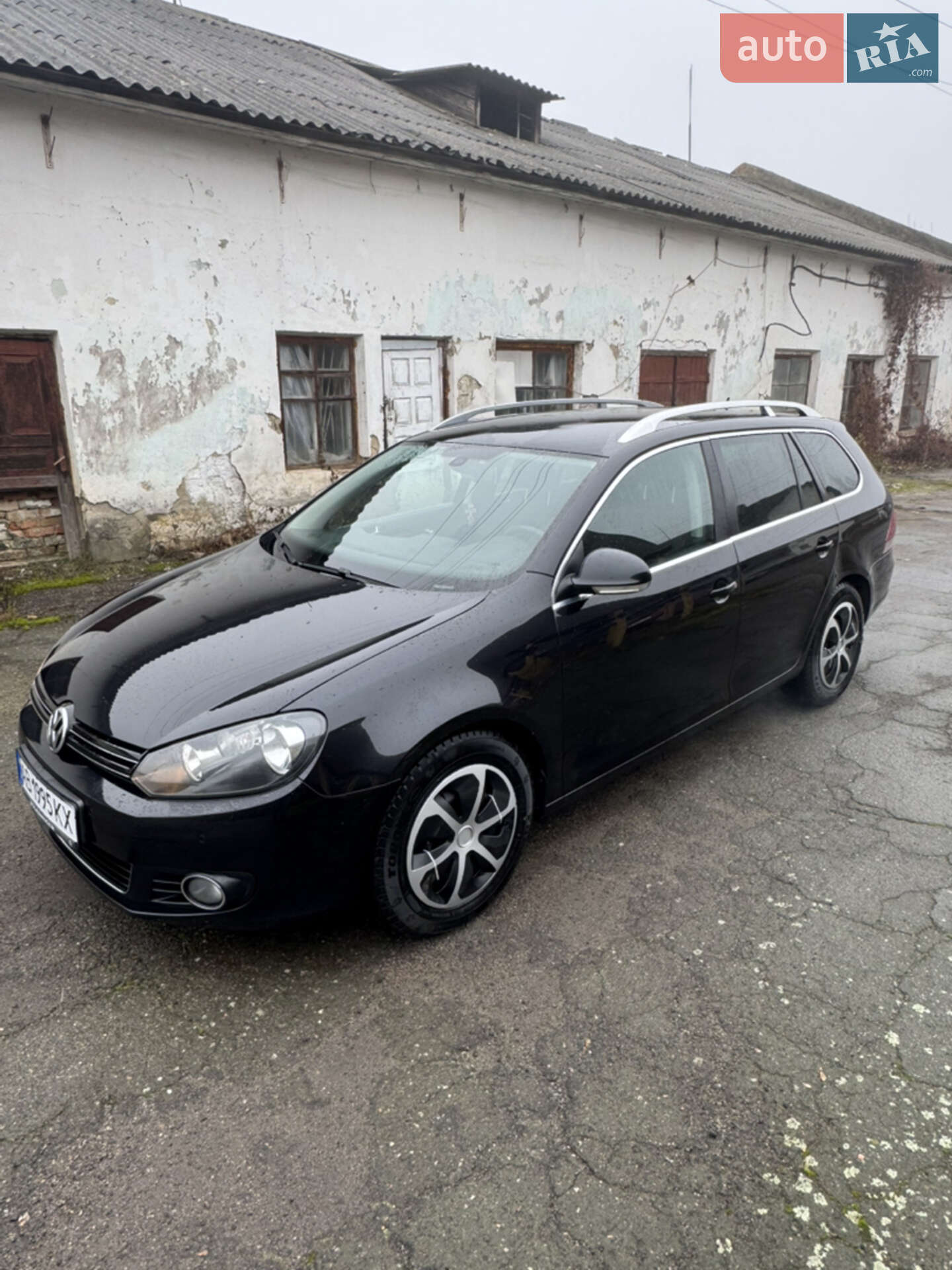 VOLKSWAGEN GOLF 2010