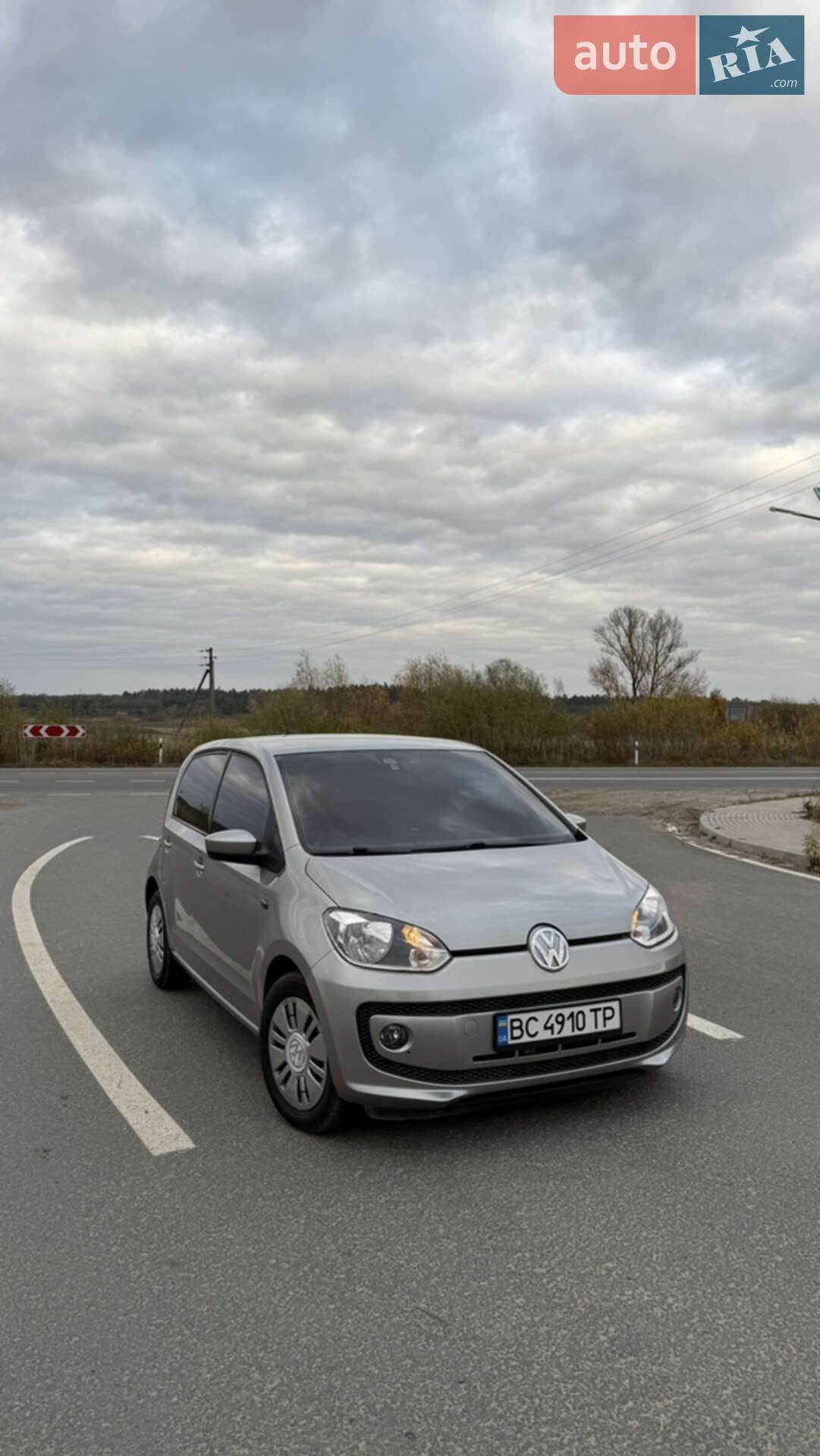VOLKSWAGEN UP 2014