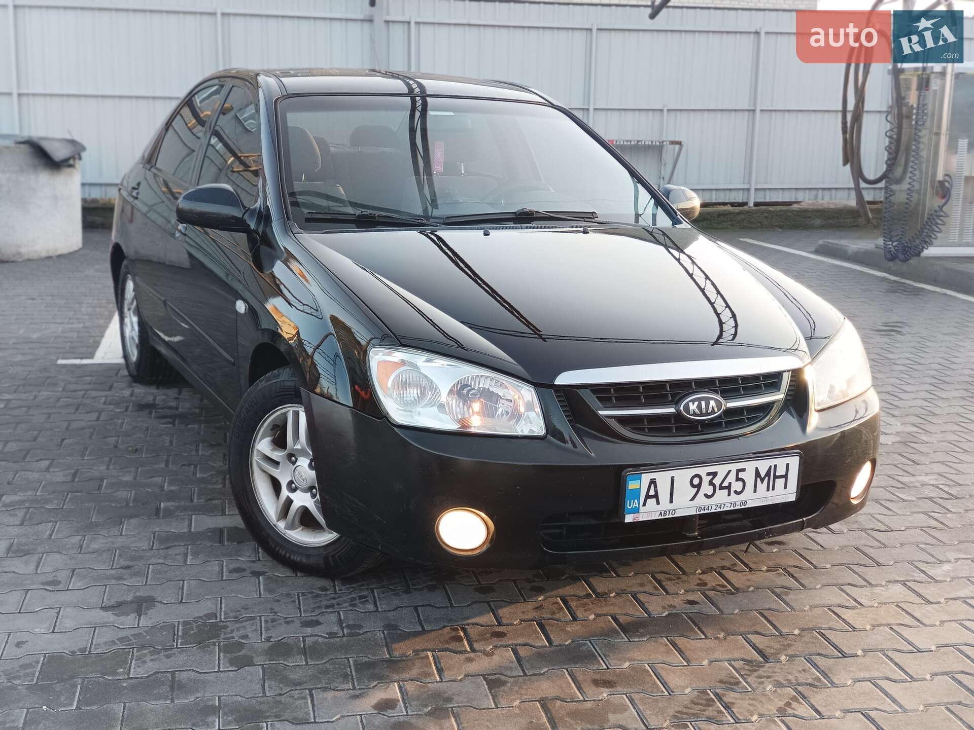 Головне фото звіту автомобіля KIA CERATO 2006