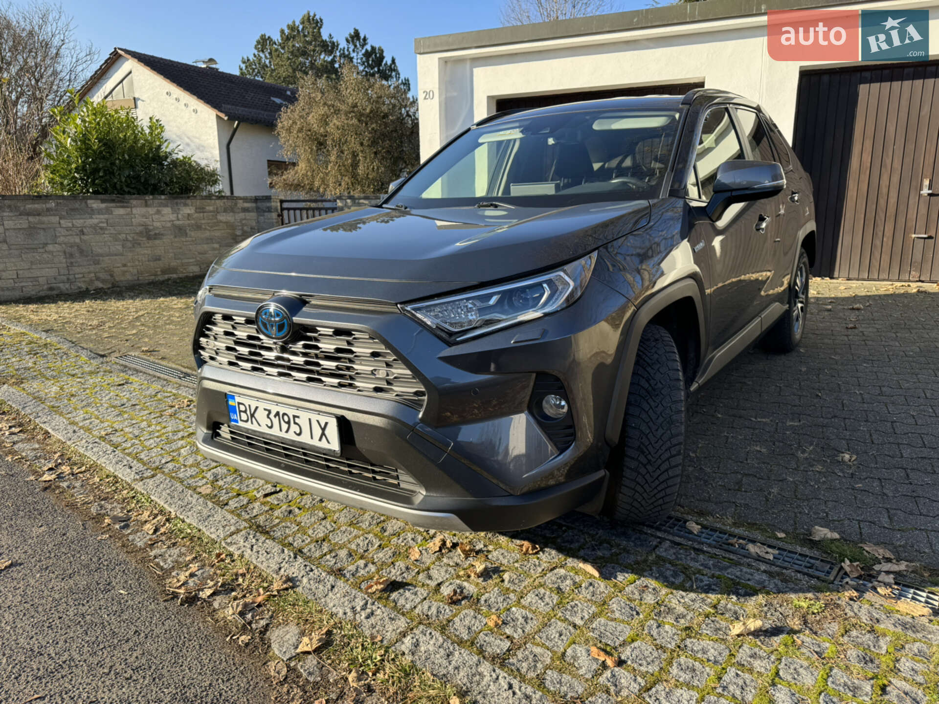 TOYOTA RAV-4 HYBRID
