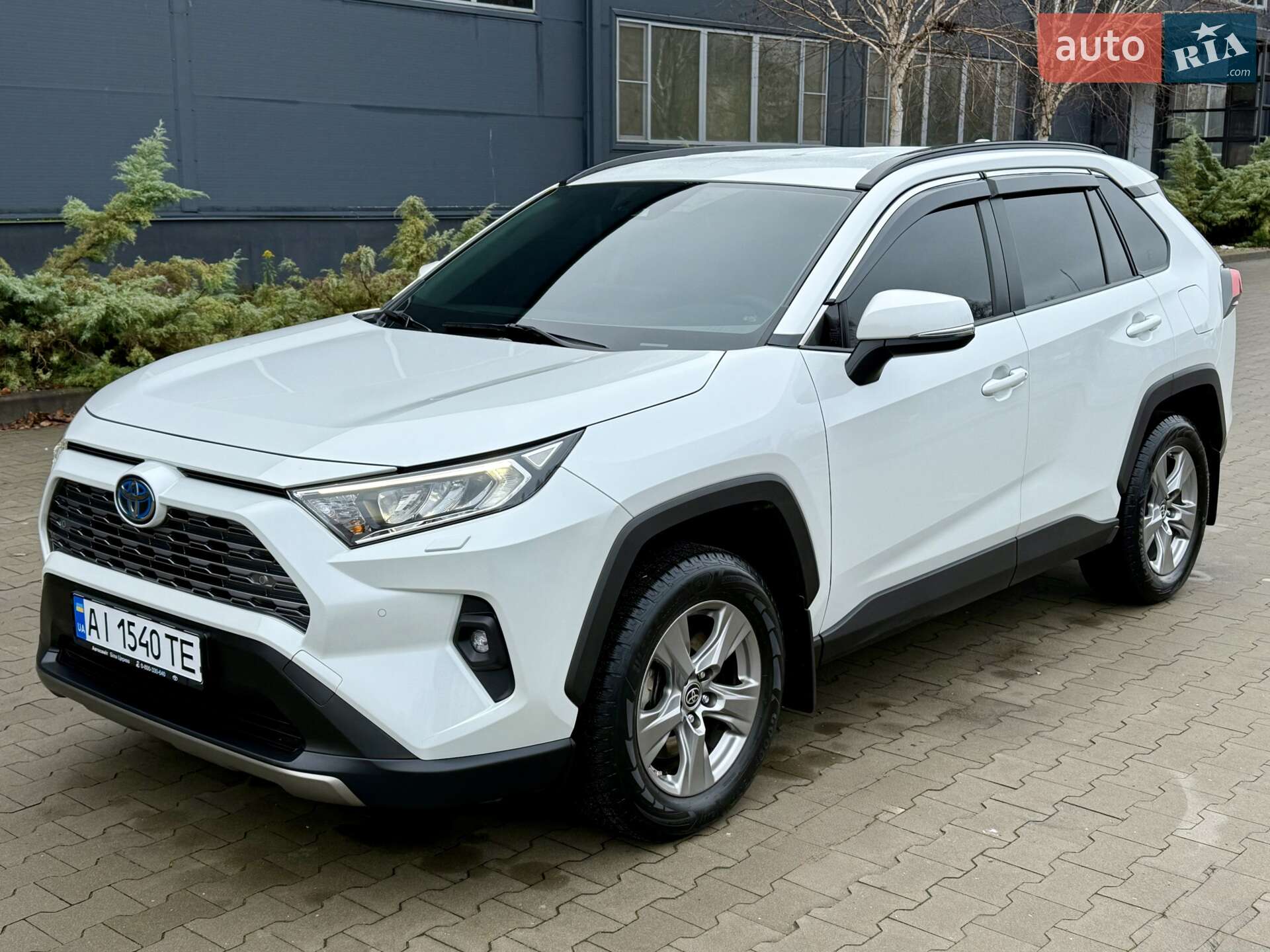 TOYOTA RAV-4 HYBRID 2023