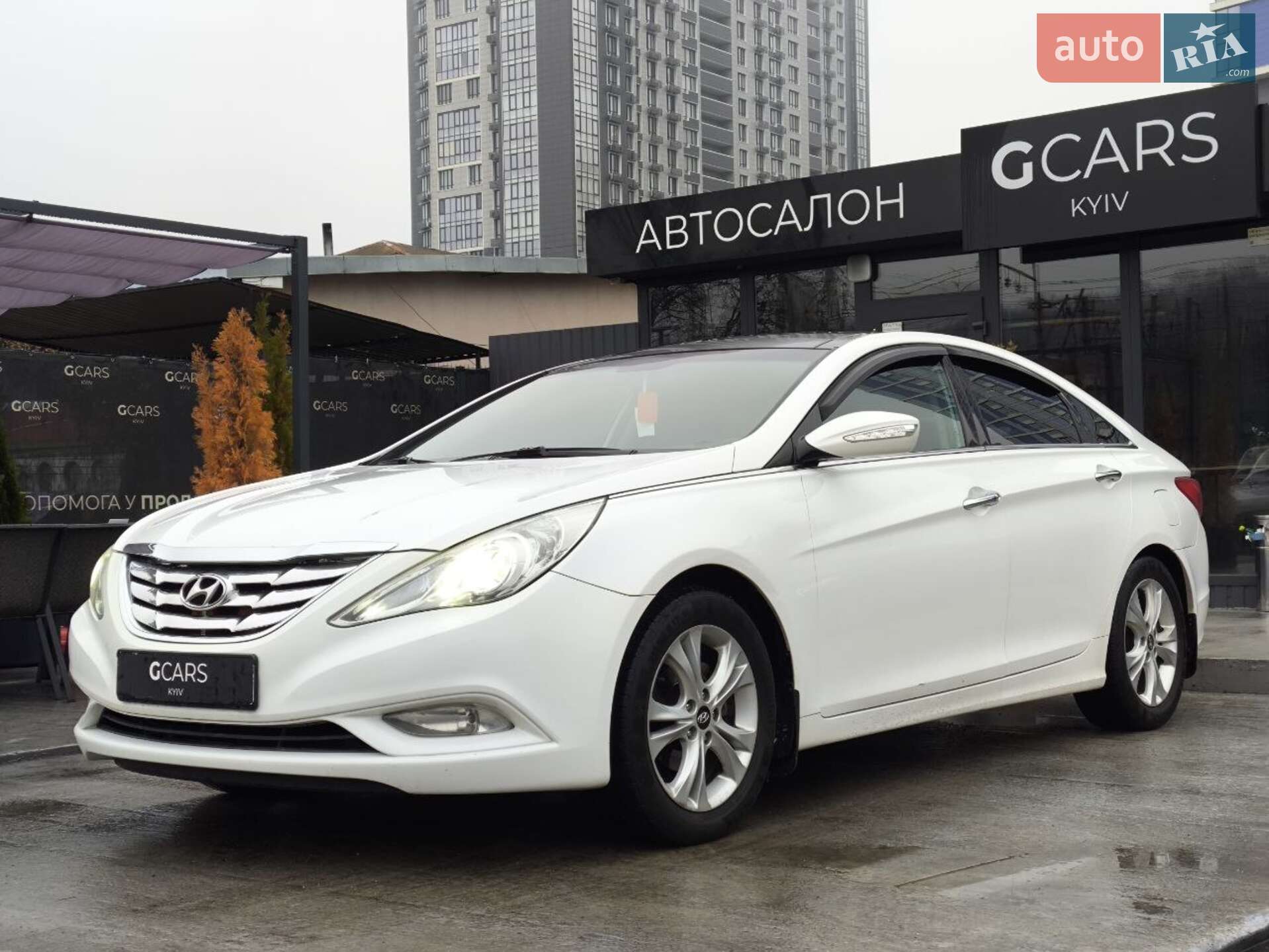 Головне фото звіту автомобіля HYUNDAI SONATA 2010