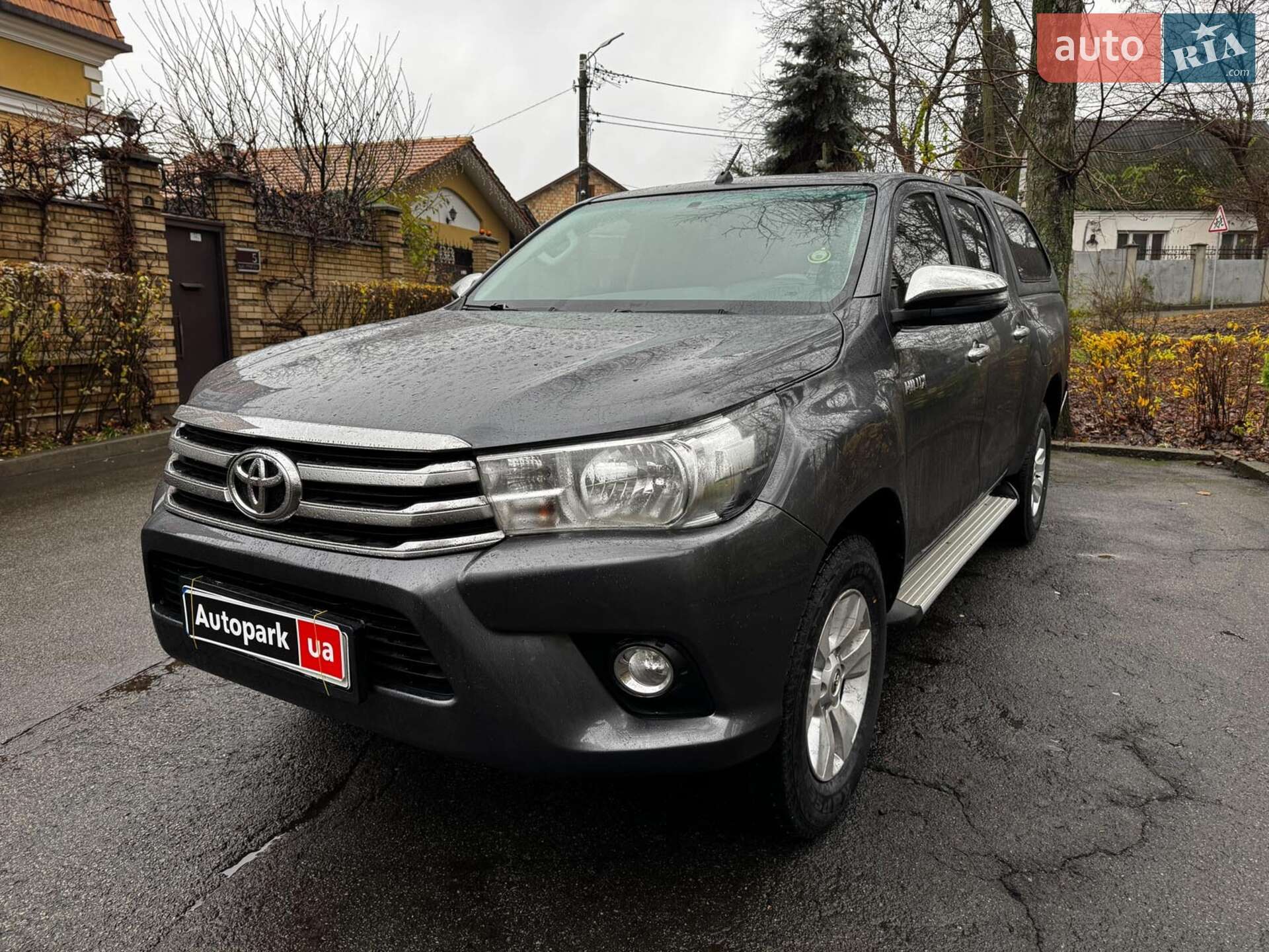 TOYOTA HILUX 2017