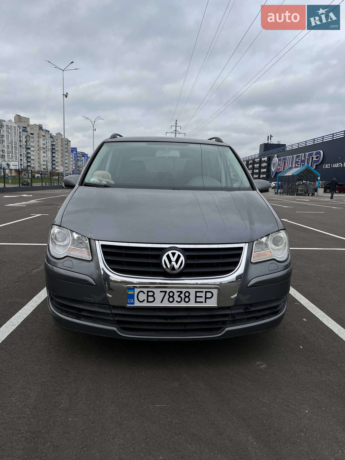 VOLKSWAGEN TOURAN 2007