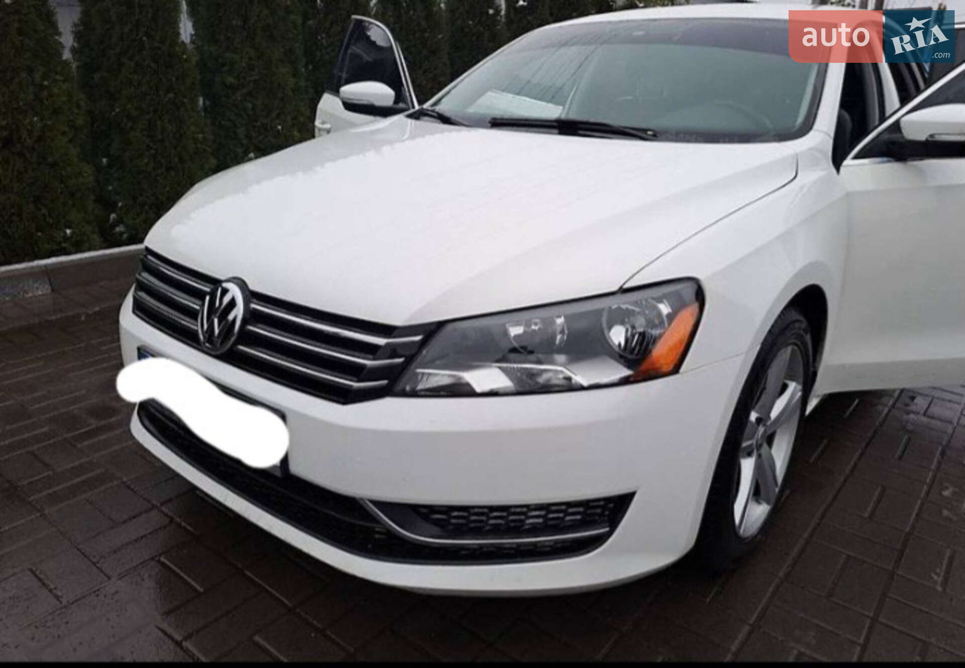 VOLKSWAGEN PASSAT 2014