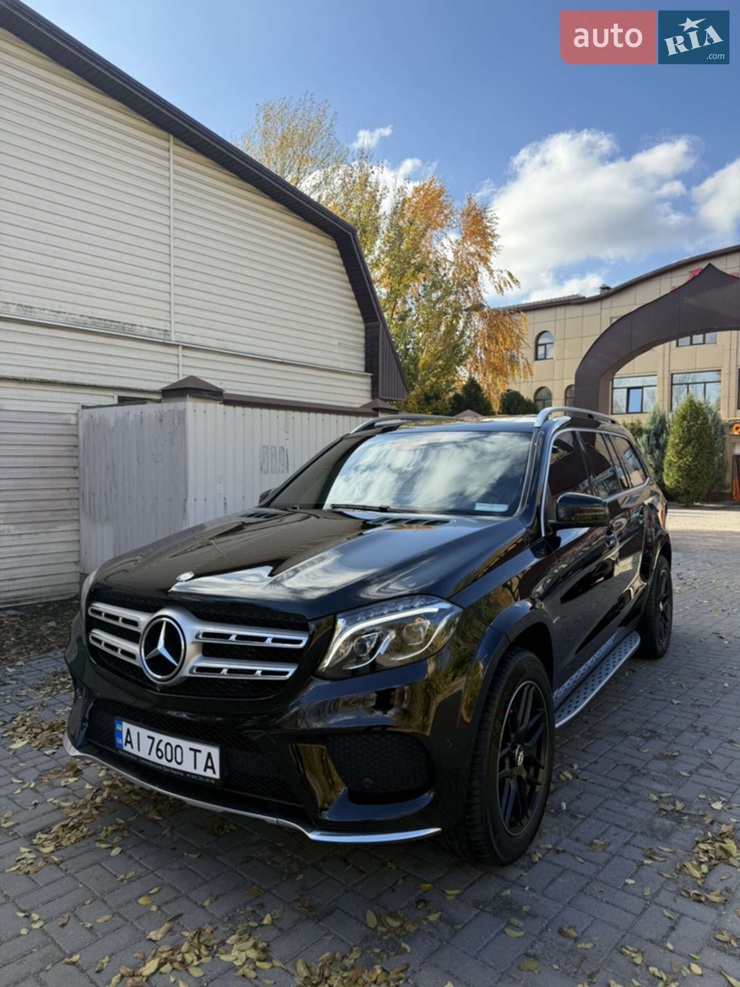 MERCEDES-BENZ GLS 350