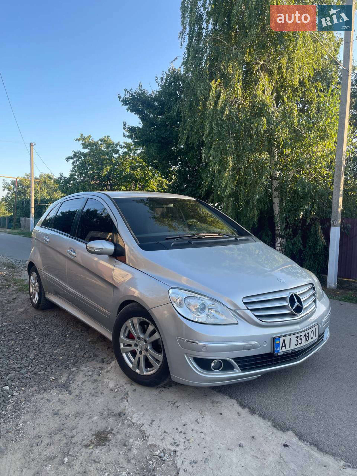Головне фото звіту автомобіля MERCEDES-BENZ B 200 2006