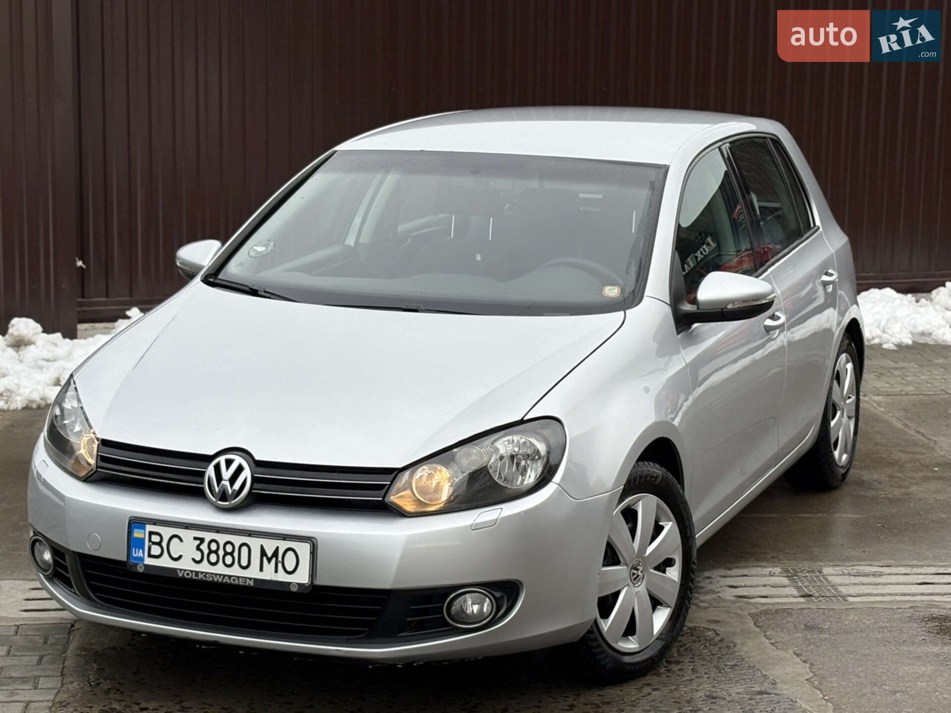 VOLKSWAGEN GOLF 2010