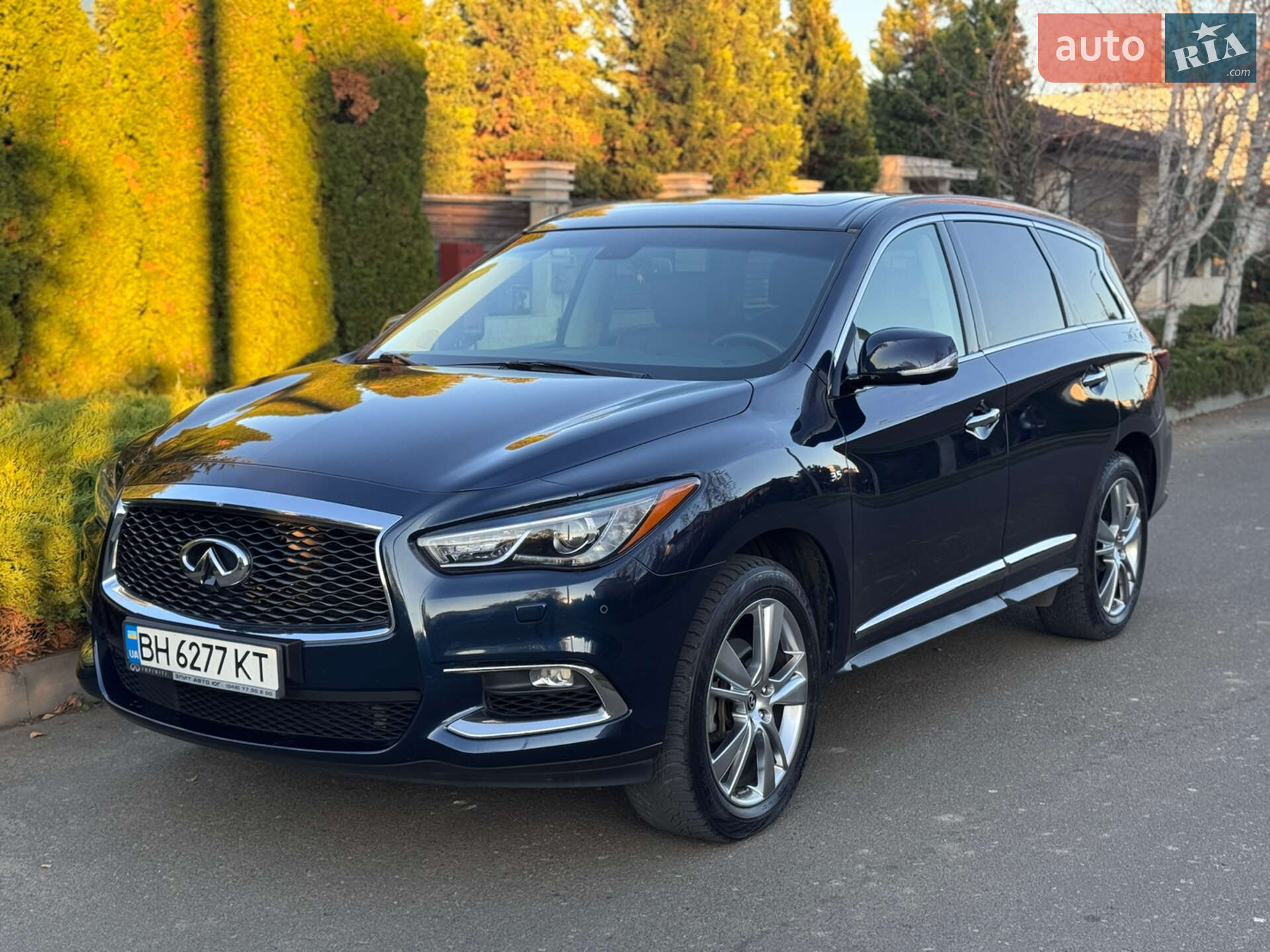 INFINITI QX60 2019