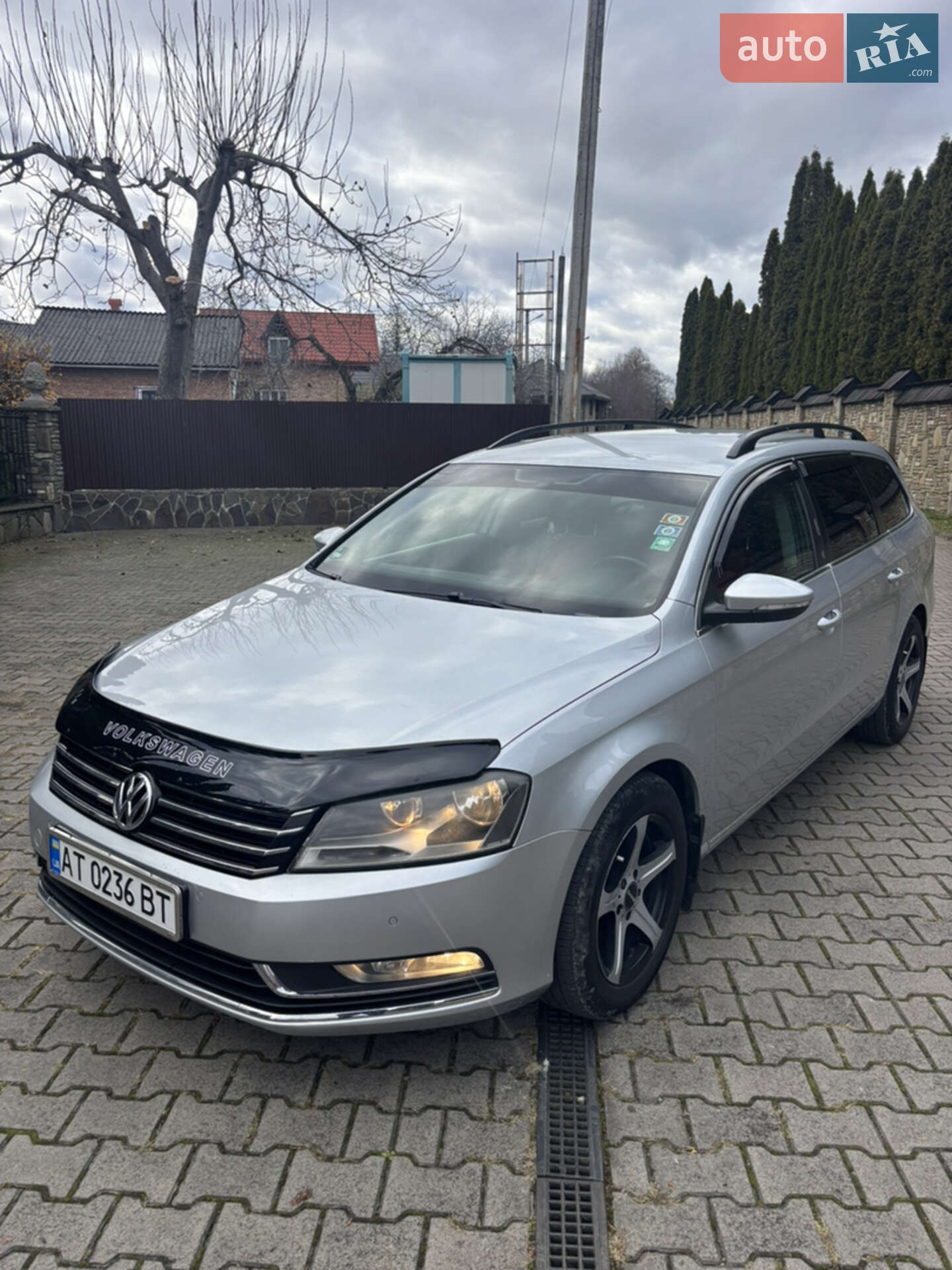 VOLKSWAGEN PASSAT 2012