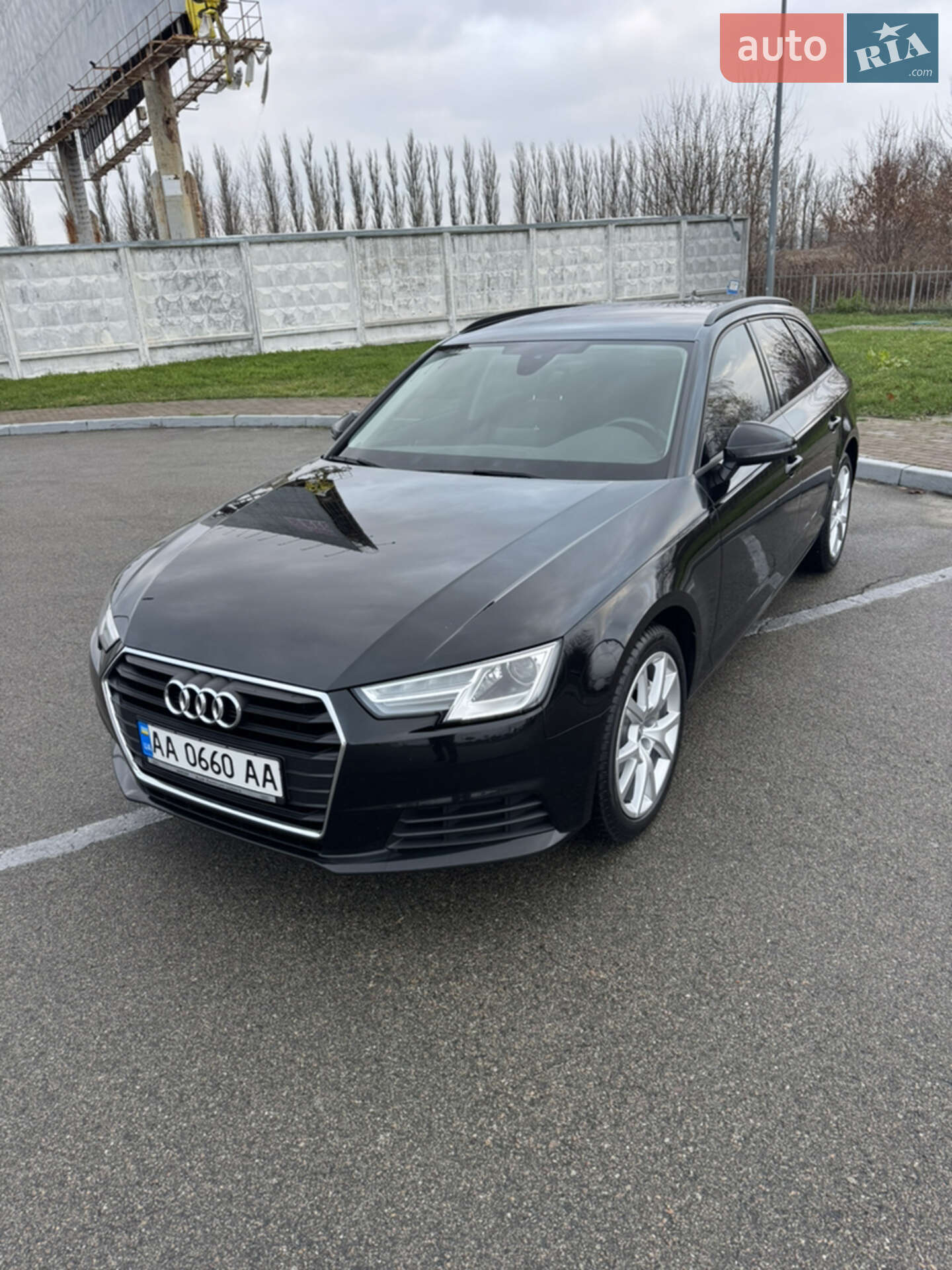 Головне фото звіту автомобіля AUDI A4 2018