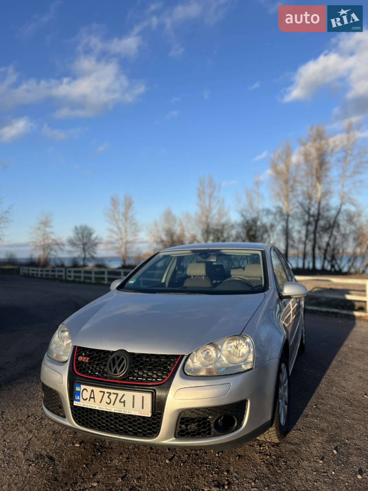 VOLKSWAGEN GOLF 2005