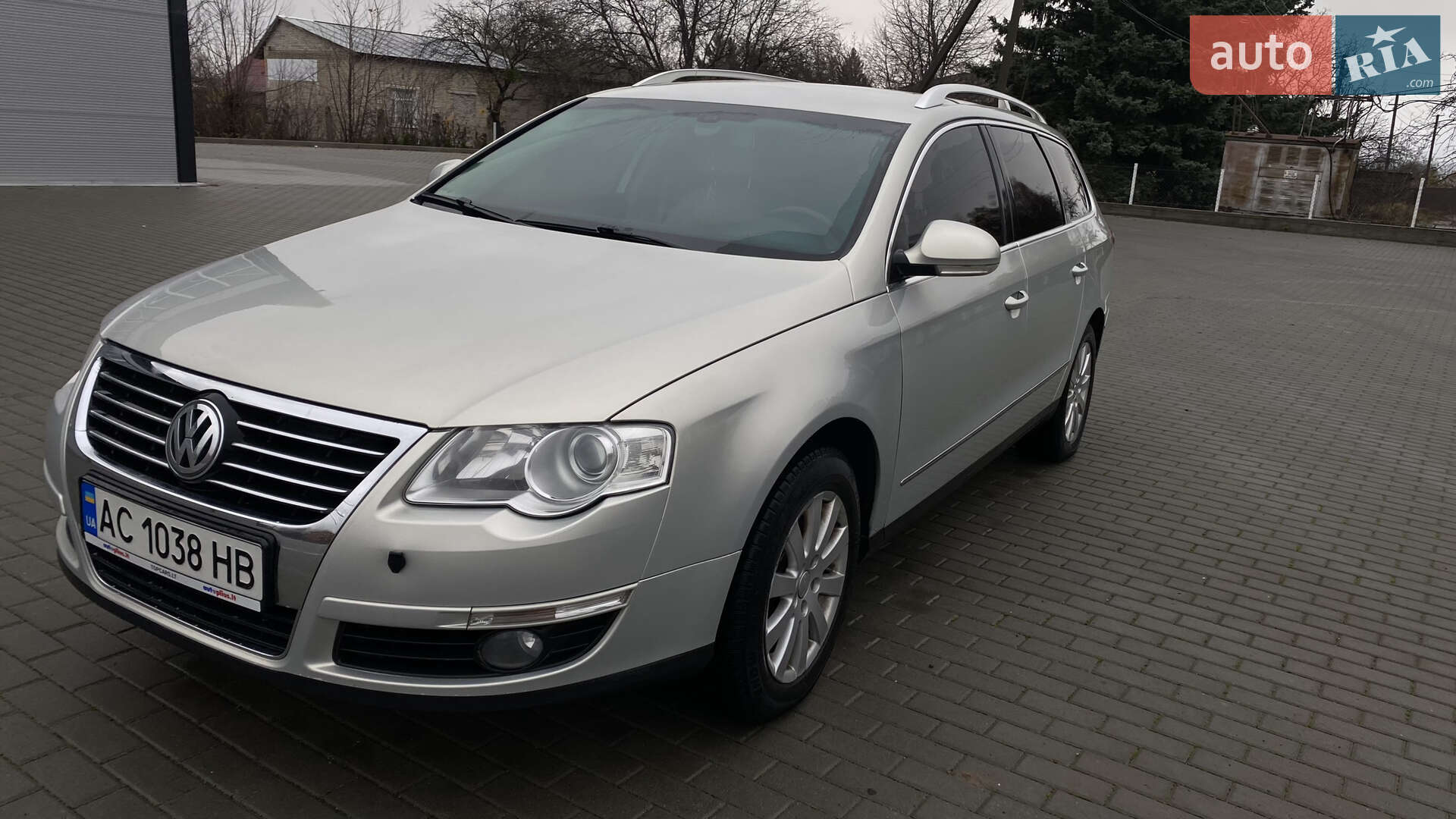 VOLKSWAGEN PASSAT 2009