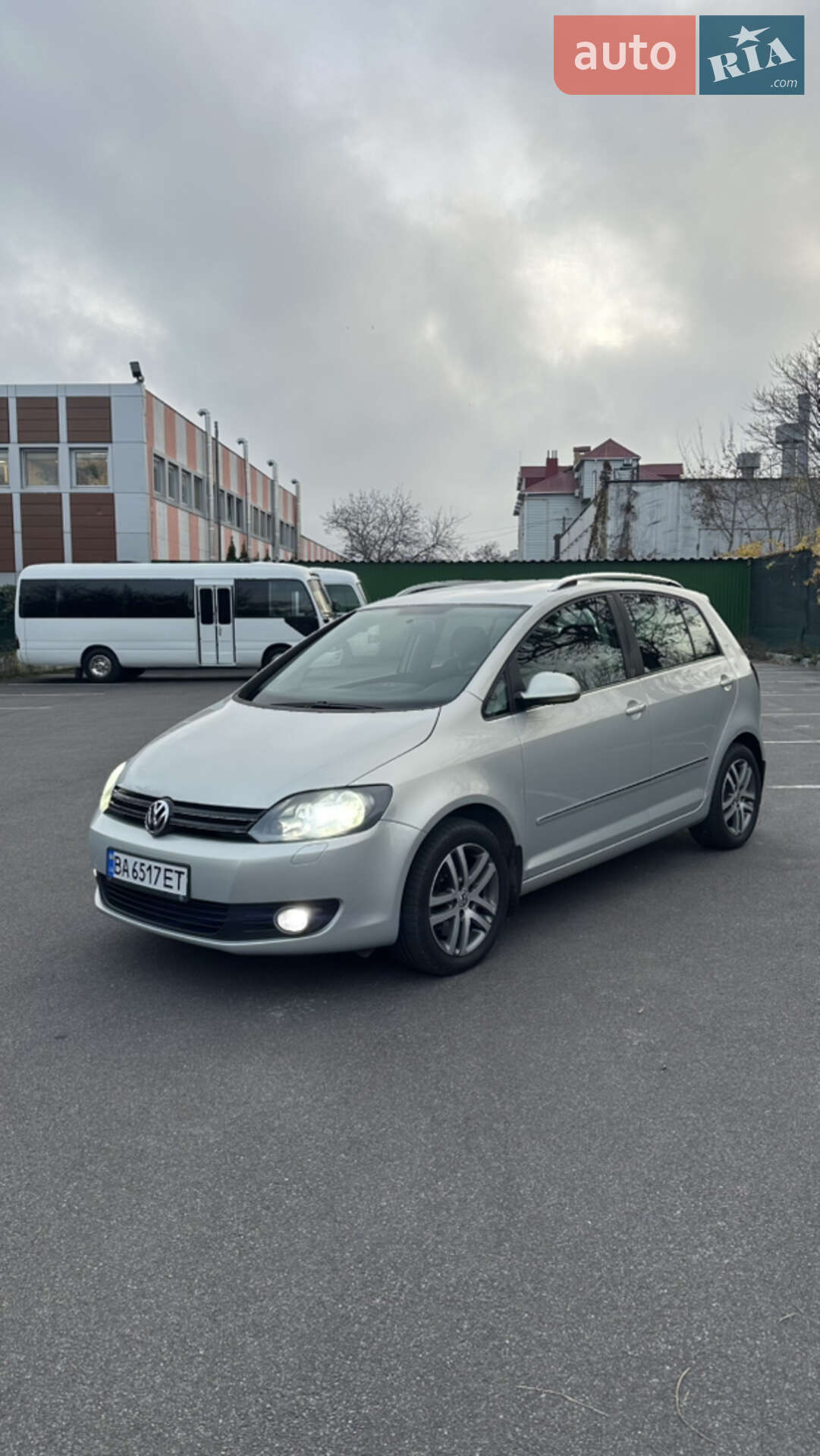 VOLKSWAGEN GOLF PLUS 2011