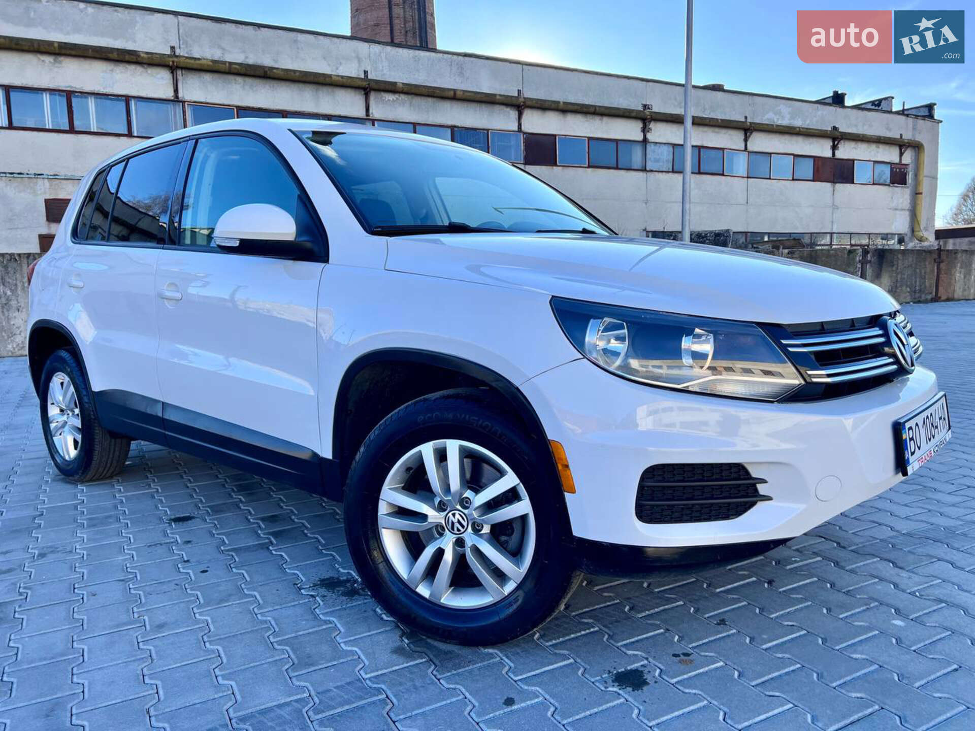 VOLKSWAGEN TIGUAN 2012