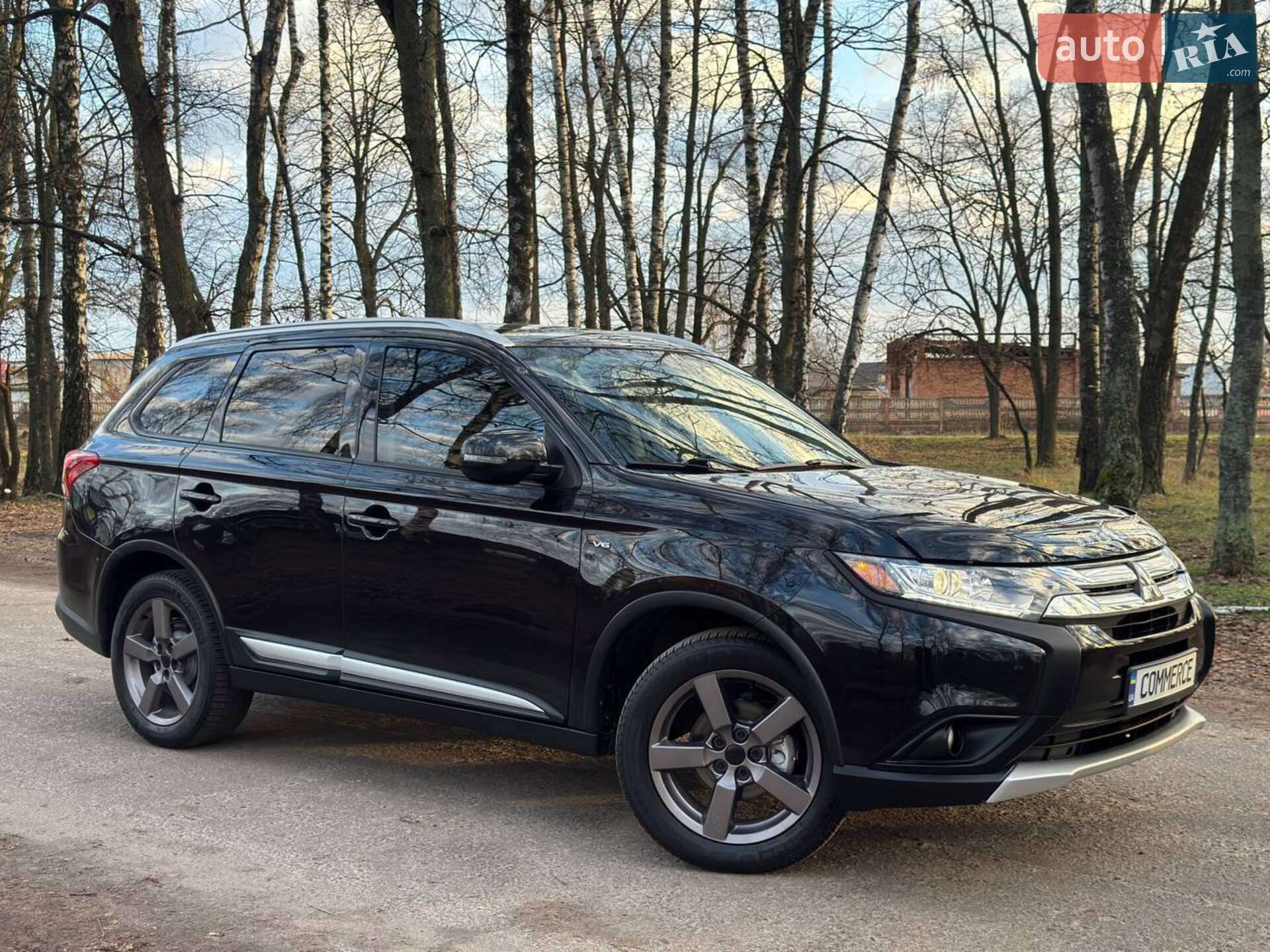 Головне фото звіту автомобіля MITSUBISHI OUTLANDER 2016