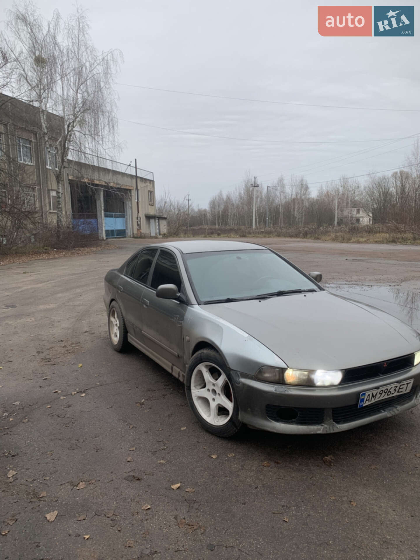 MITSUBISHI GALANT 2000
