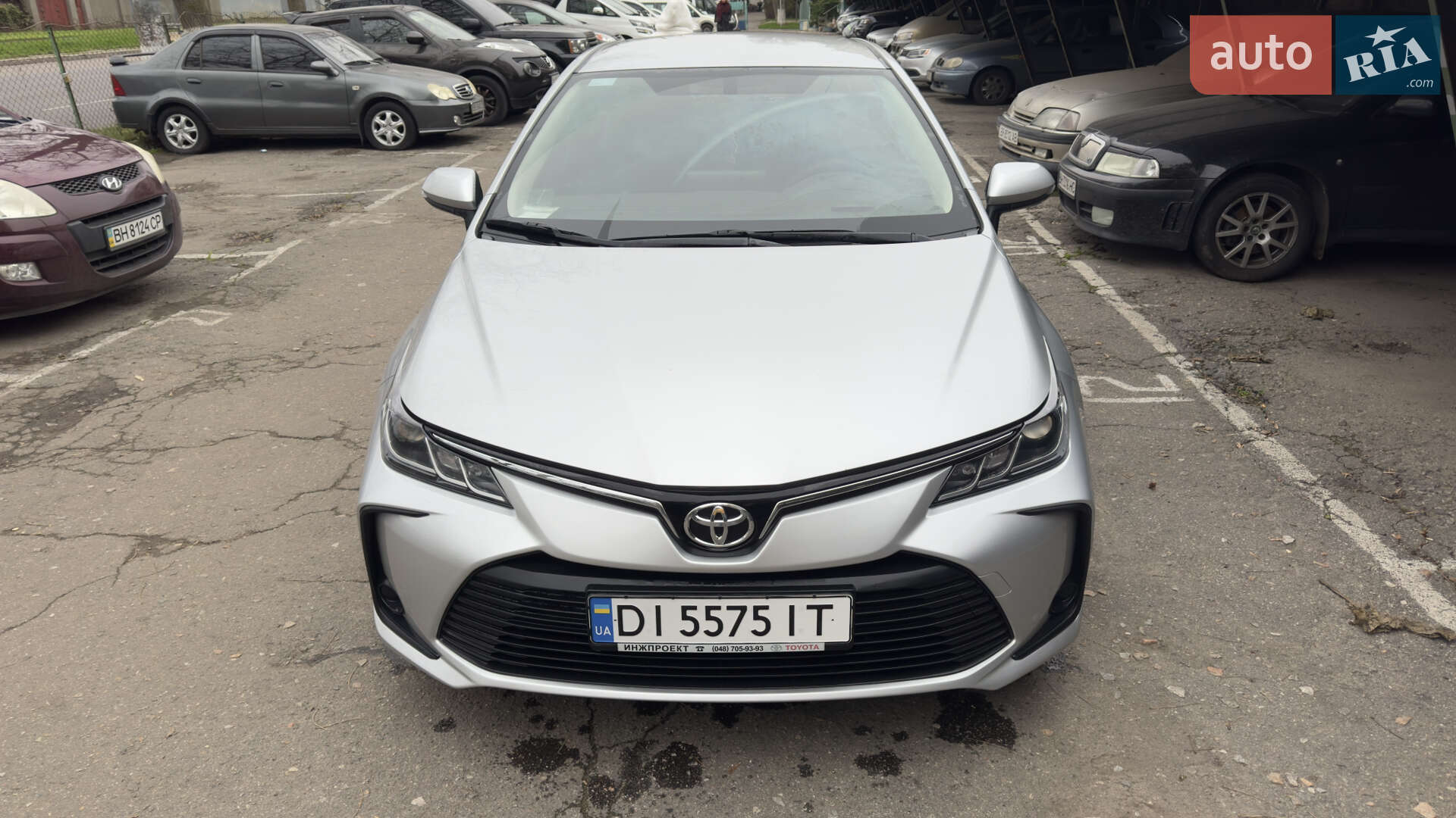 Головне фото звіту автомобіля TOYOTA COROLLA 2019