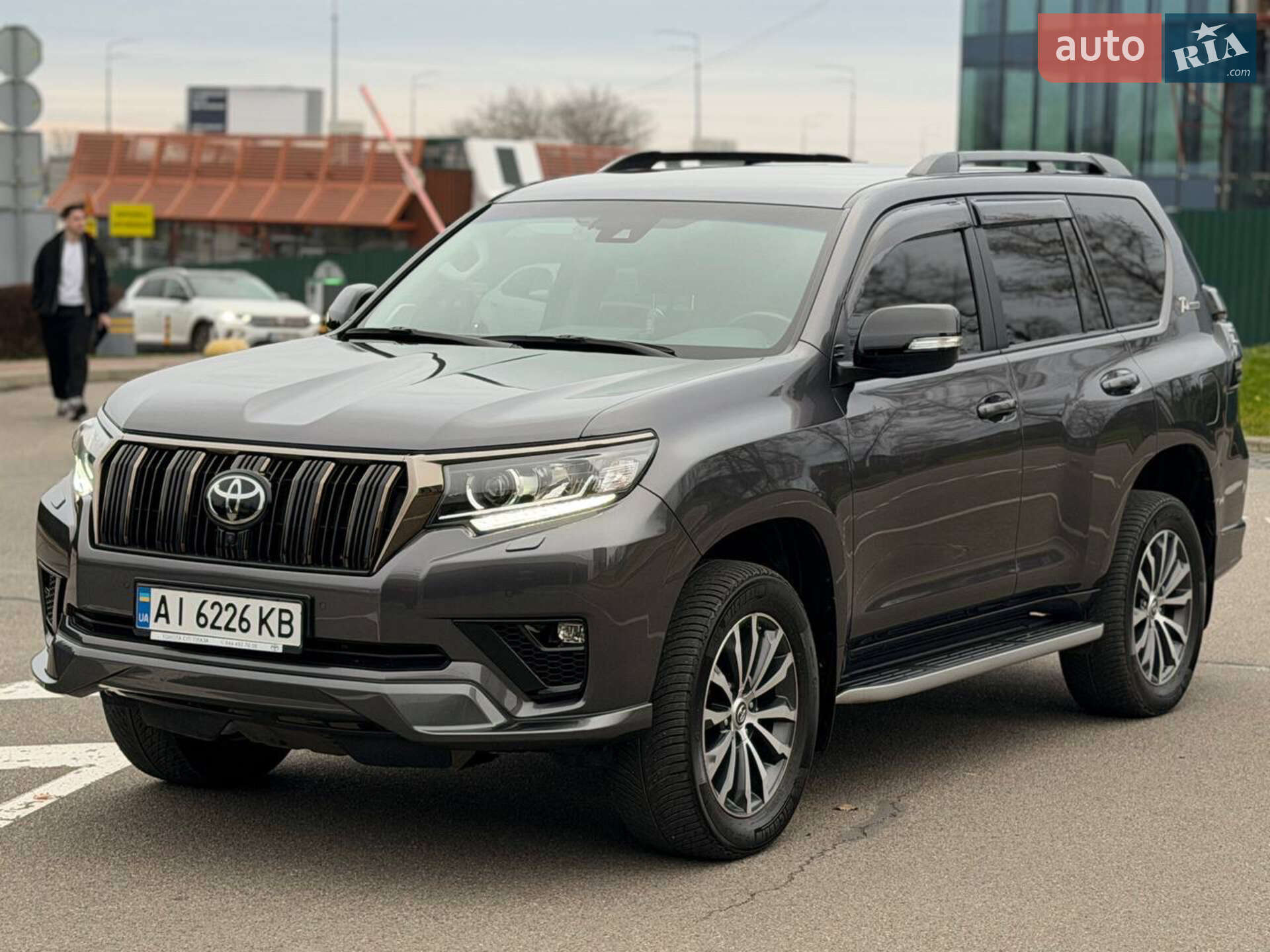 TOYOTA LAND CRUISER 150 2022