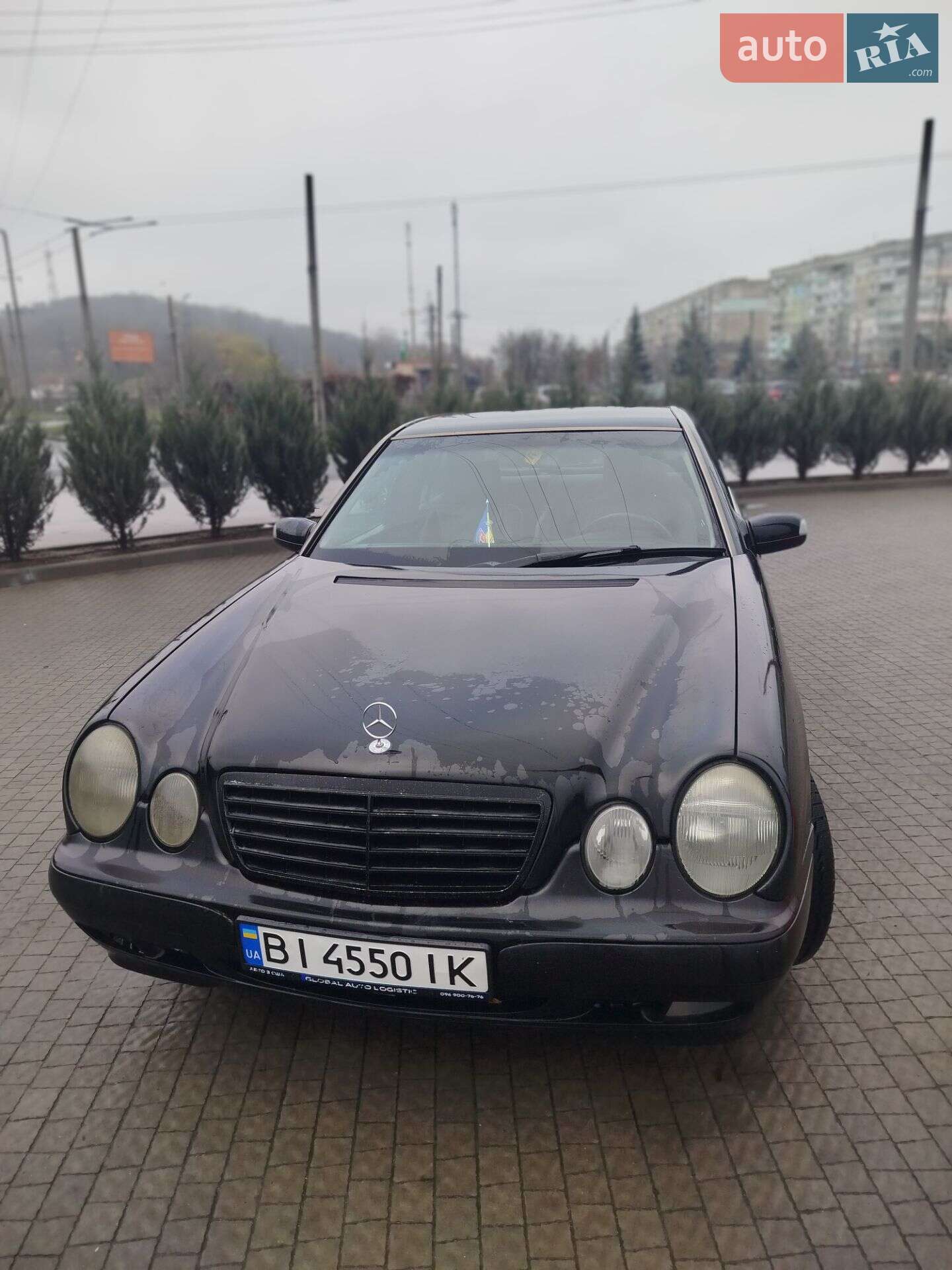 MERCEDES-BENZ E 320 2002