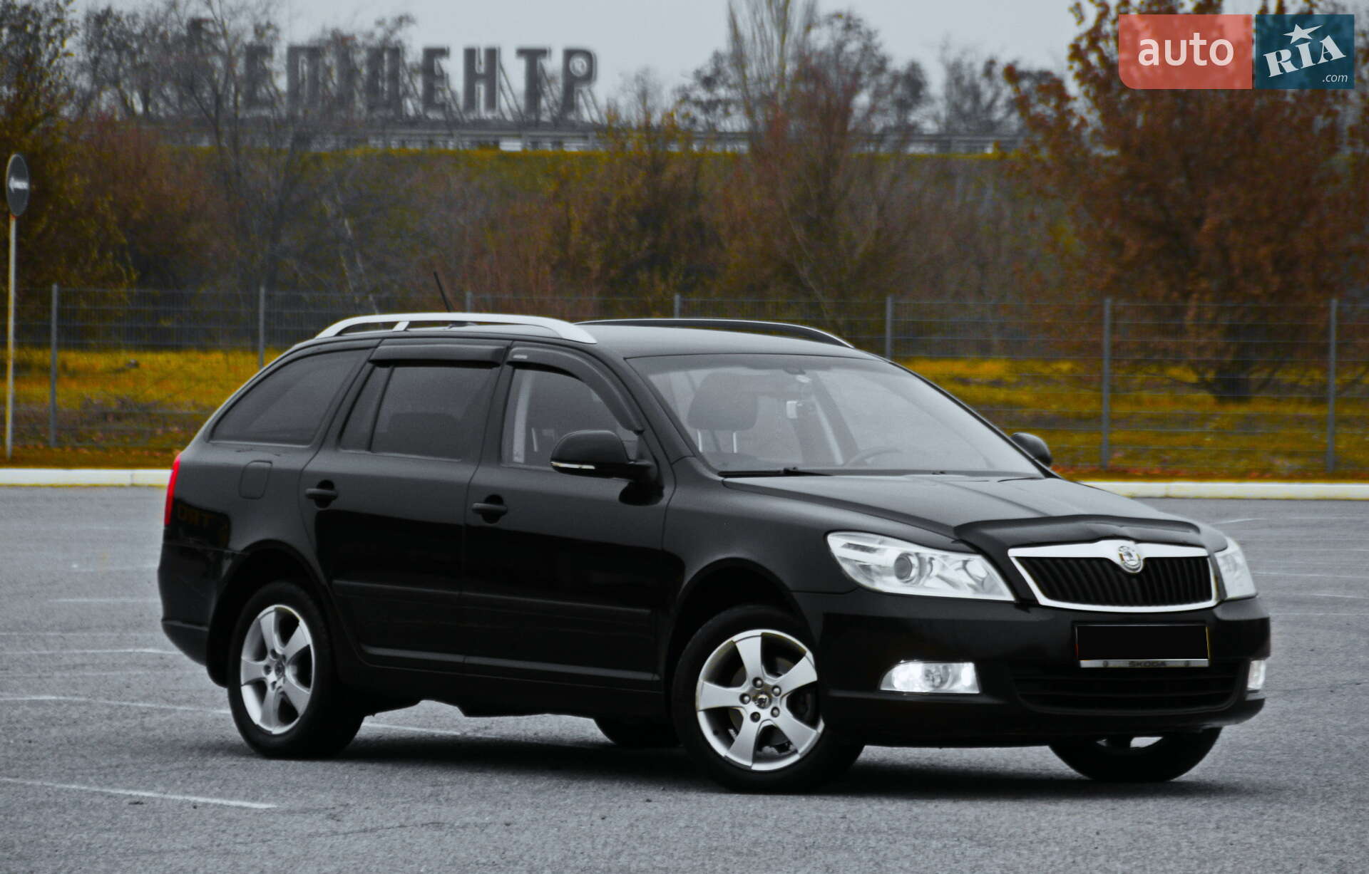Головне фото звіту автомобіля SKODA OCTAVIA 2013