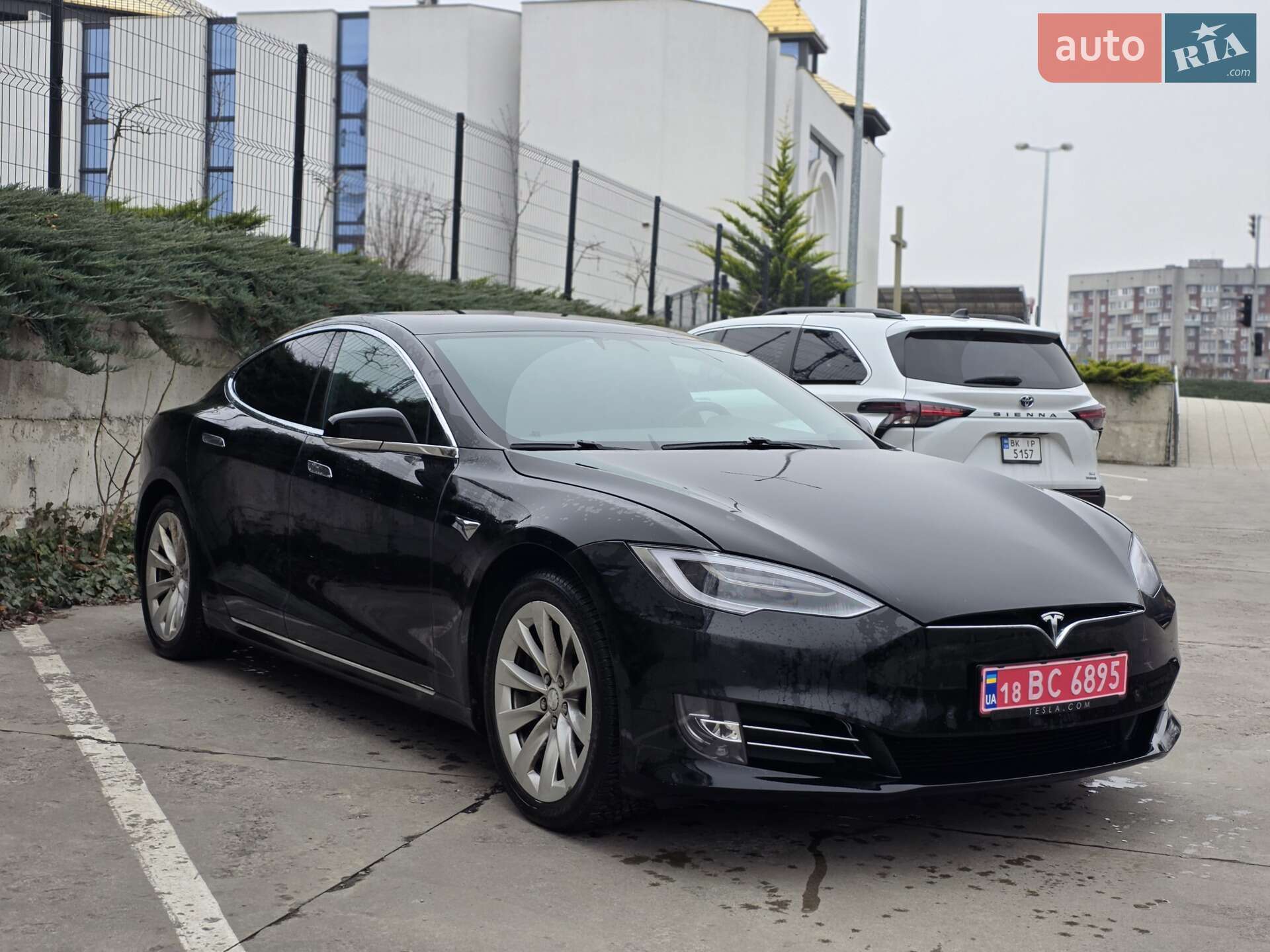 TESLA MODEL S 2019